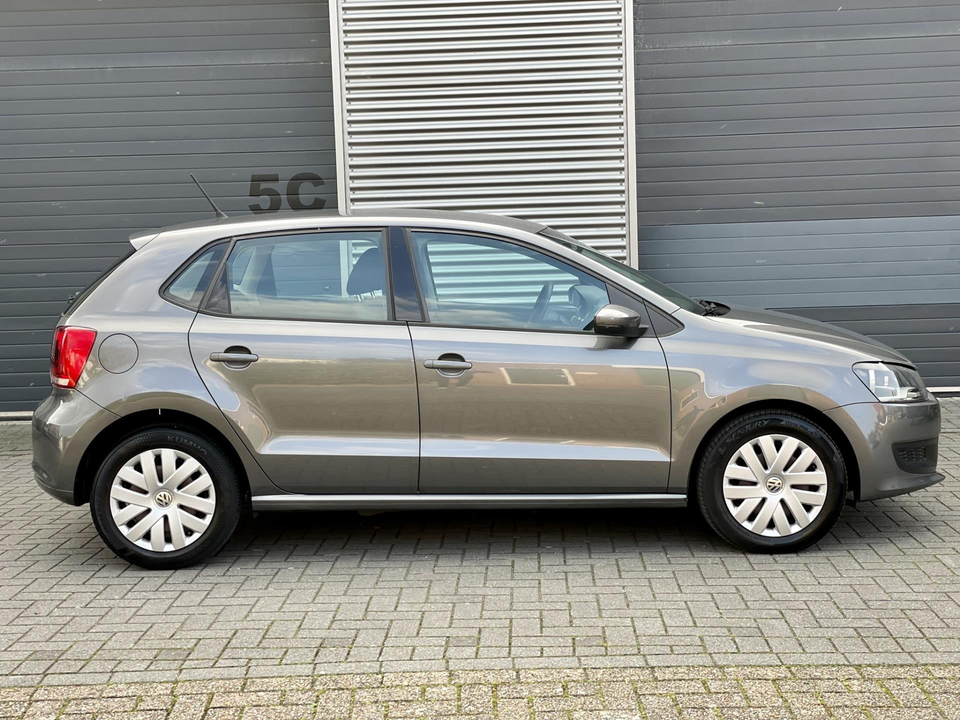 volkswagen-polo-image5.jpg