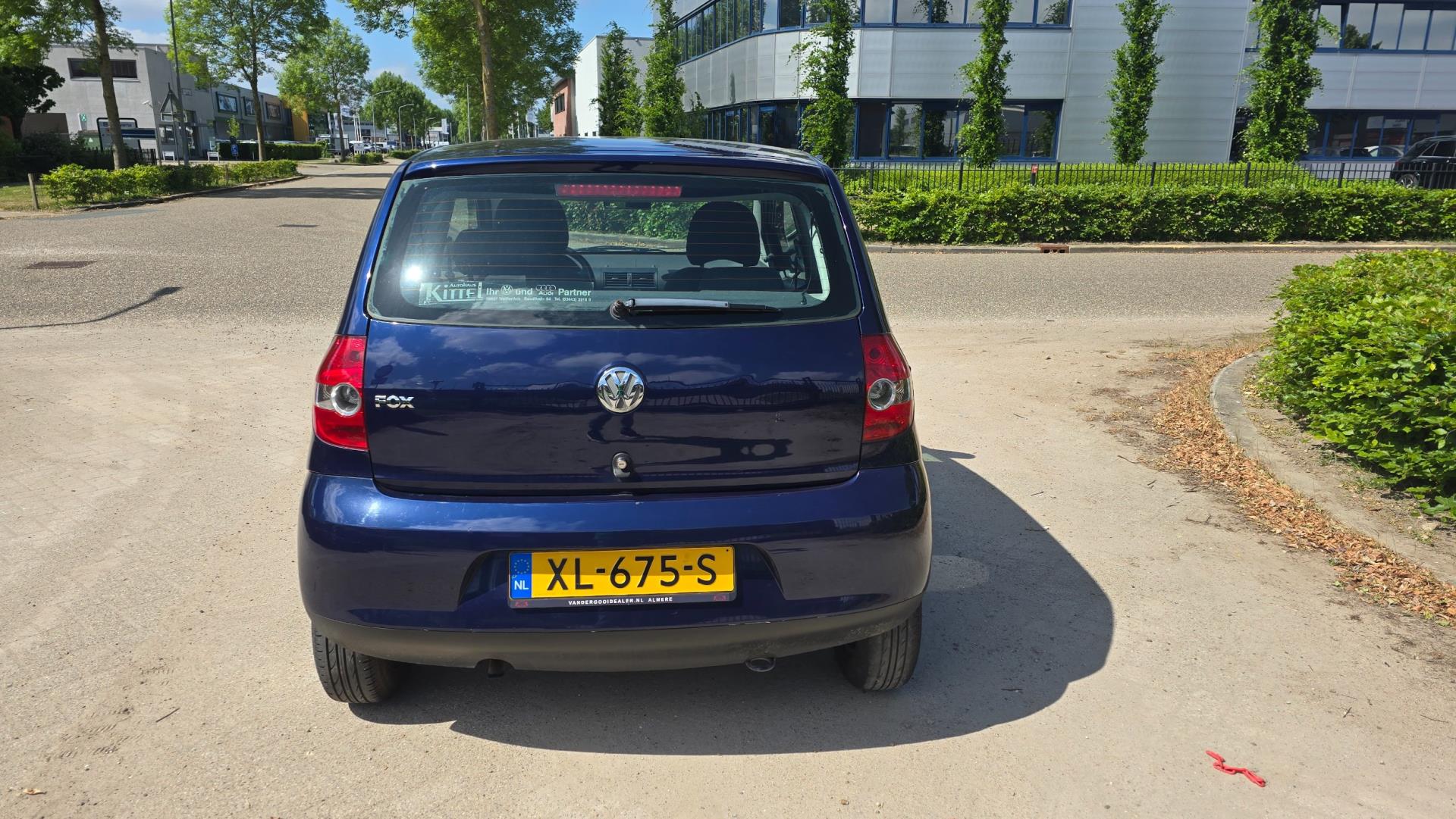 volkswagen-fox-image5.jpg