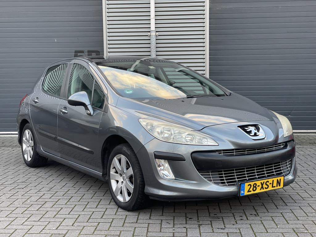peugeot-308-image6.jpg