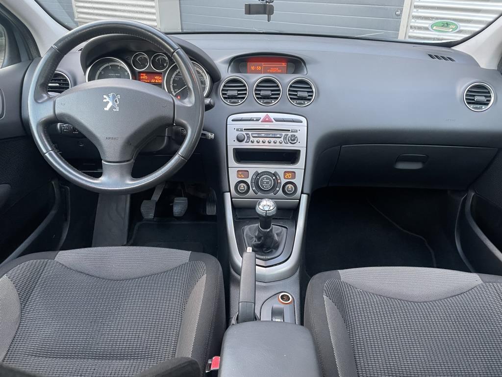 peugeot-308-image7.jpg