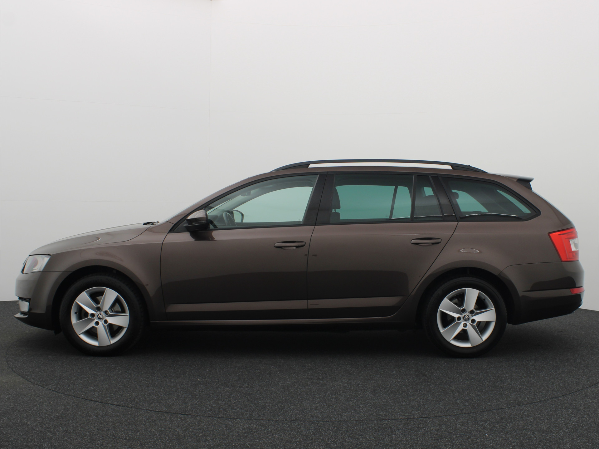 skoda-octavia-image2.jpg