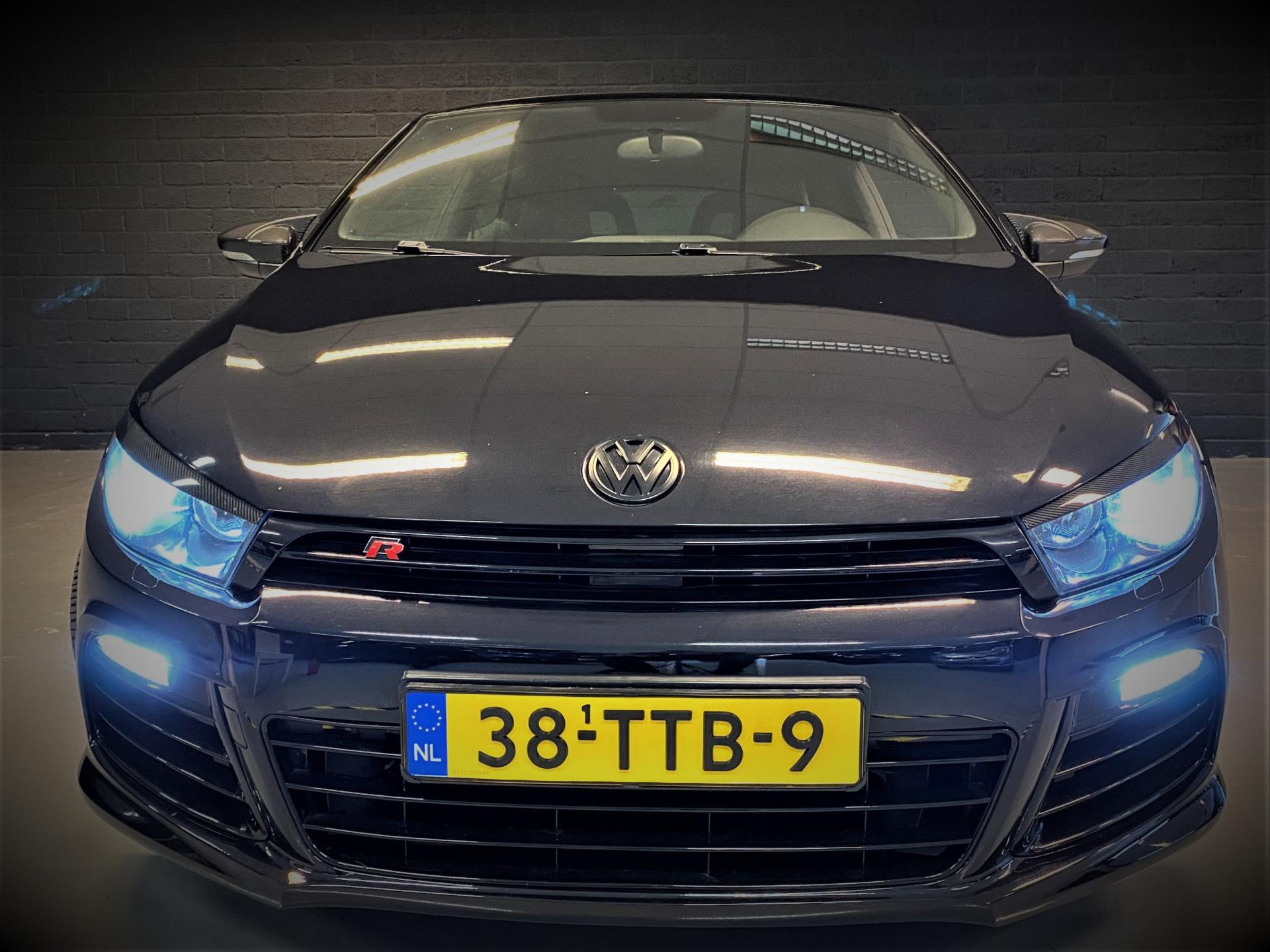 volkswagen-scirocco-image3.jpg