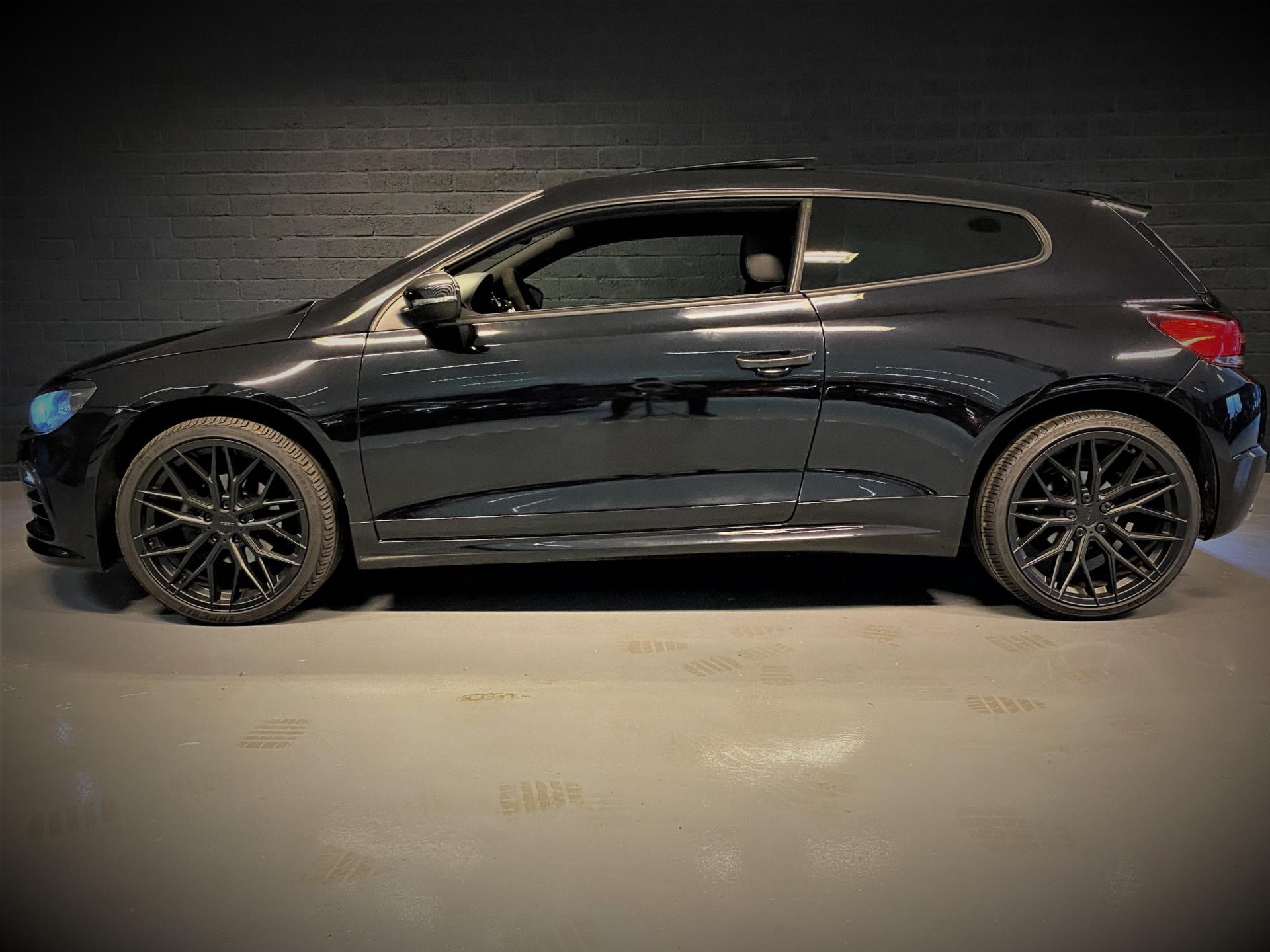 volkswagen-scirocco-image5.jpg
