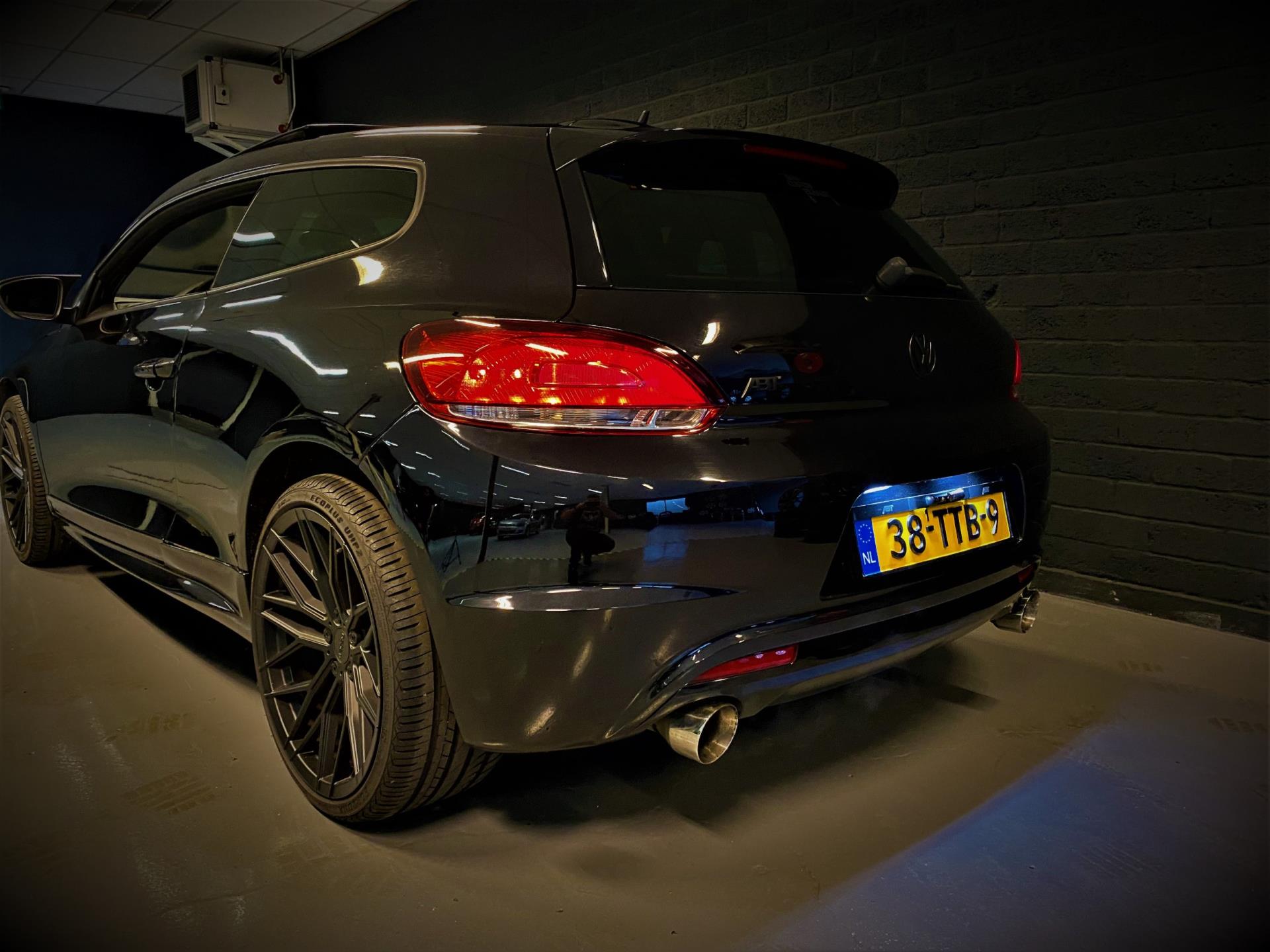 volkswagen-scirocco-image6.jpg