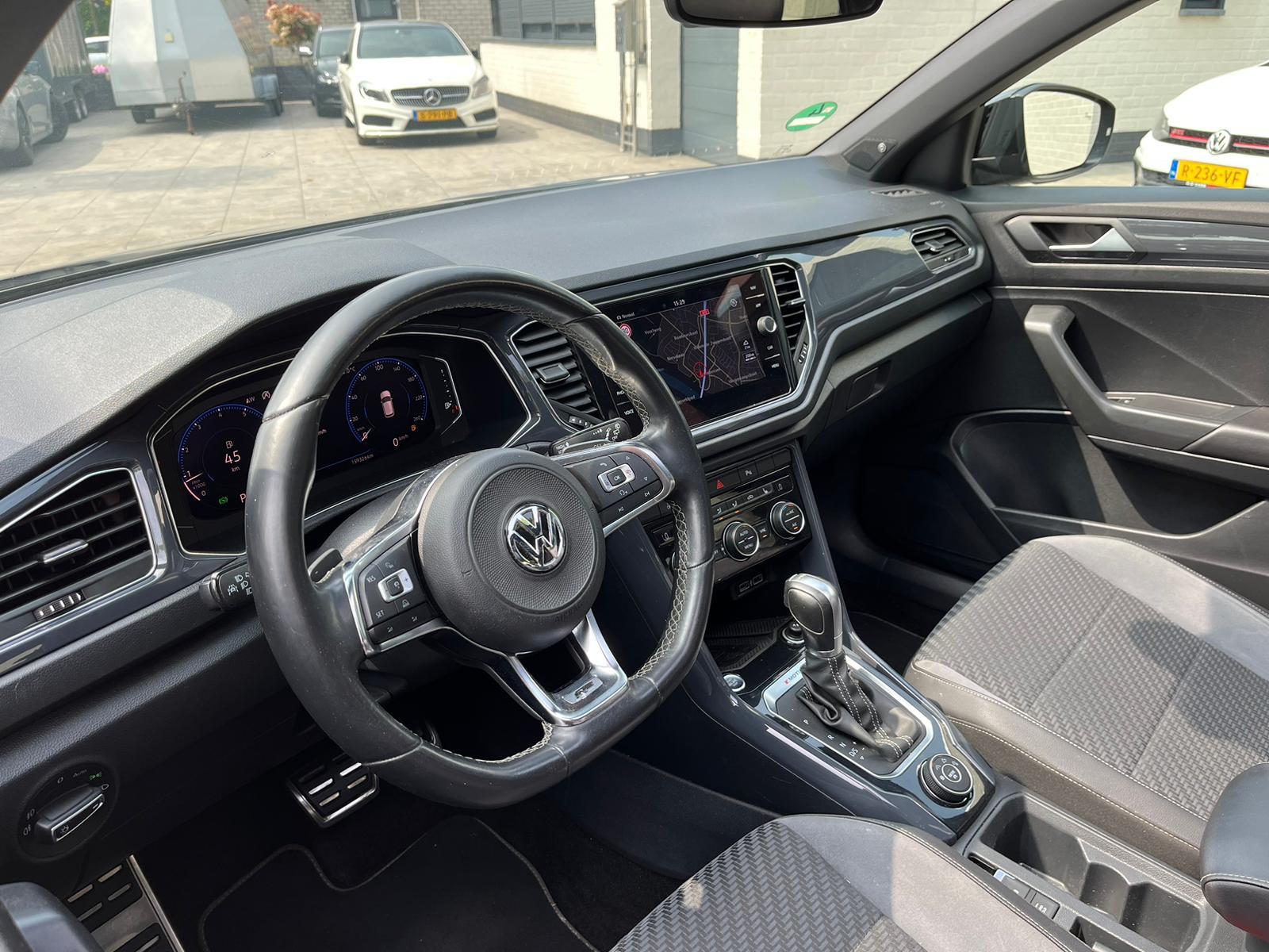 volkswagen-t-roc-image7.jpg