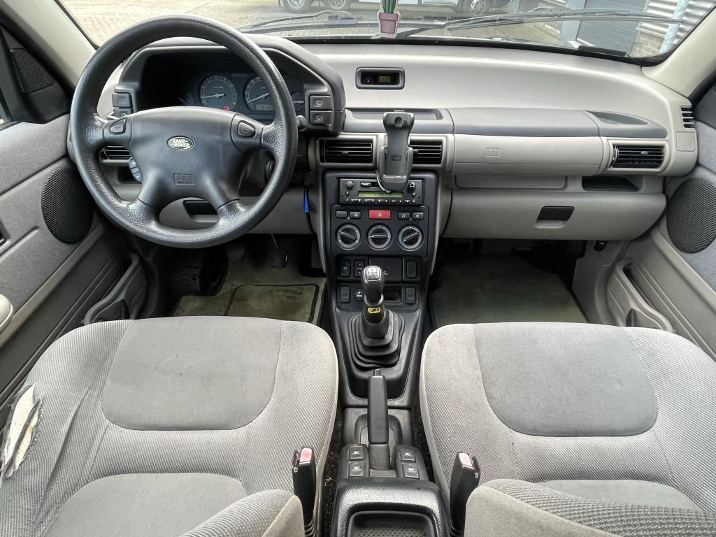 land-rover-freelander-image9.jpg