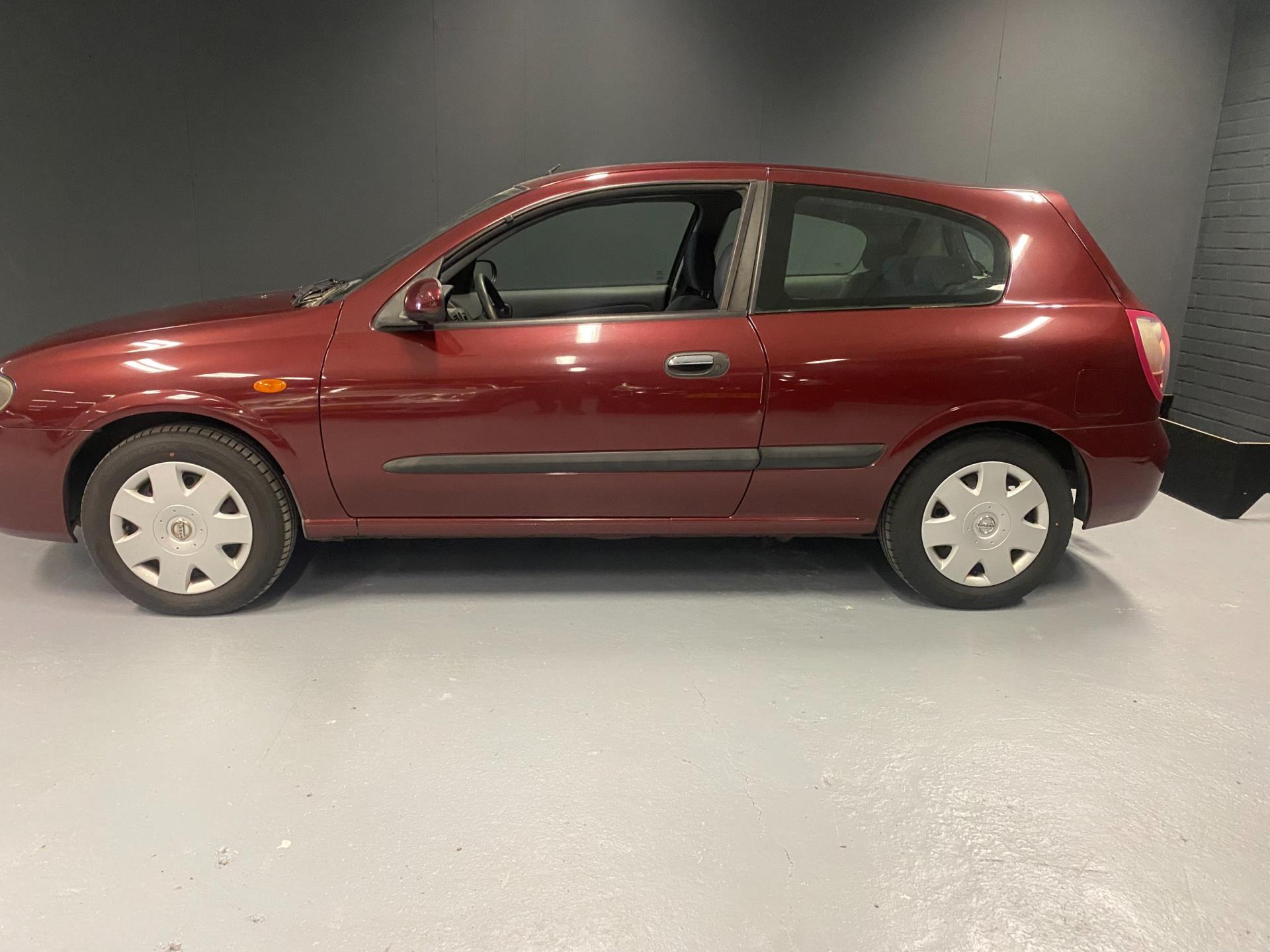 nissan-almera-image3.jpg