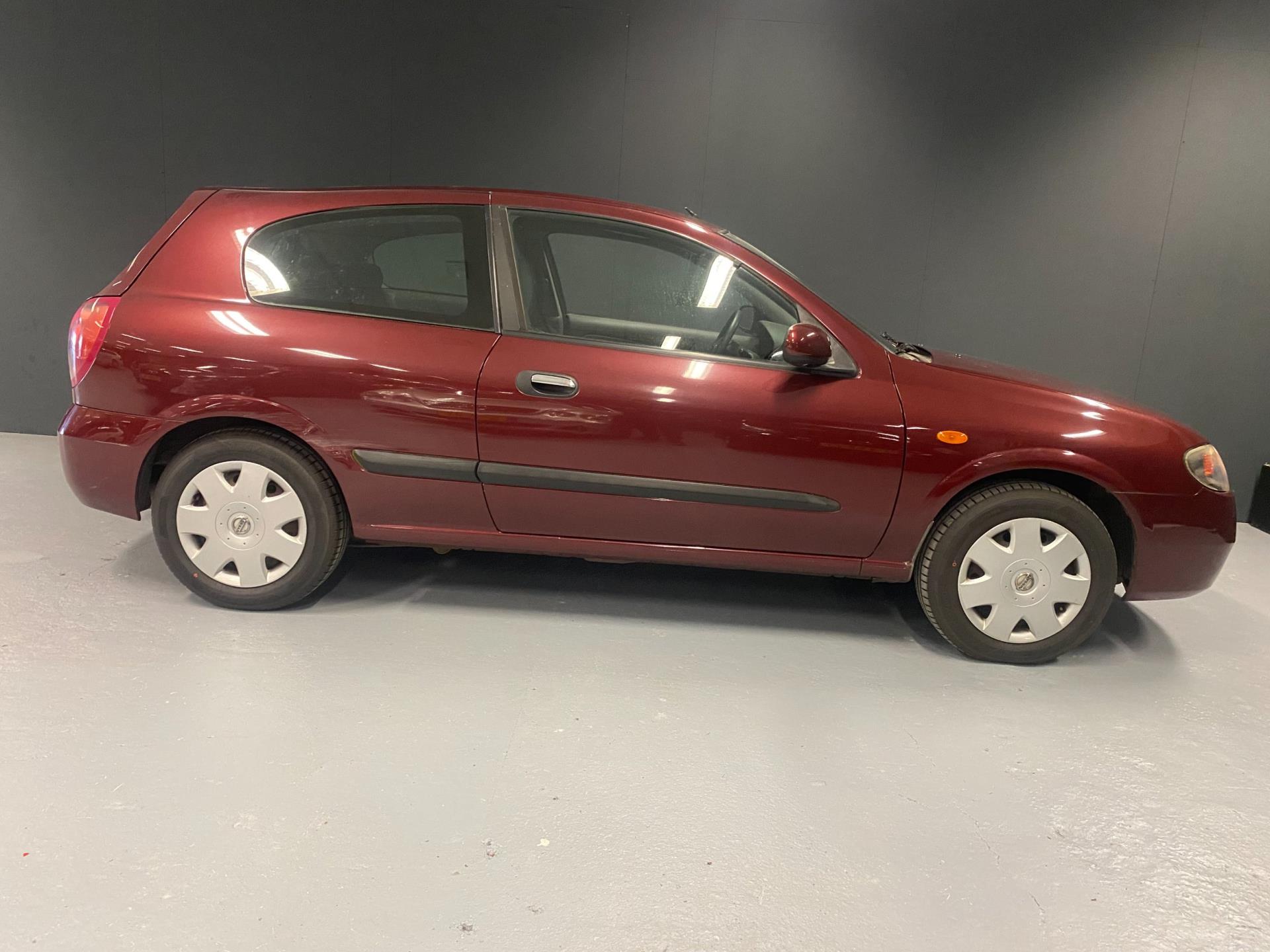 nissan-almera-image6.jpg