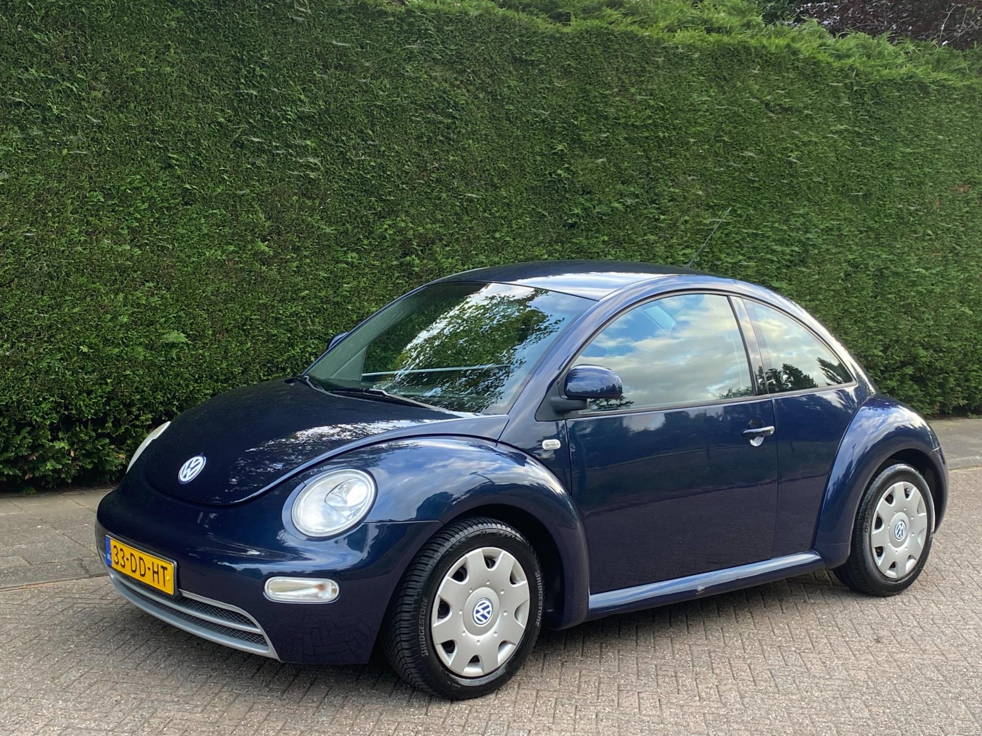 volkswagen-new-beetle-image2.jpg