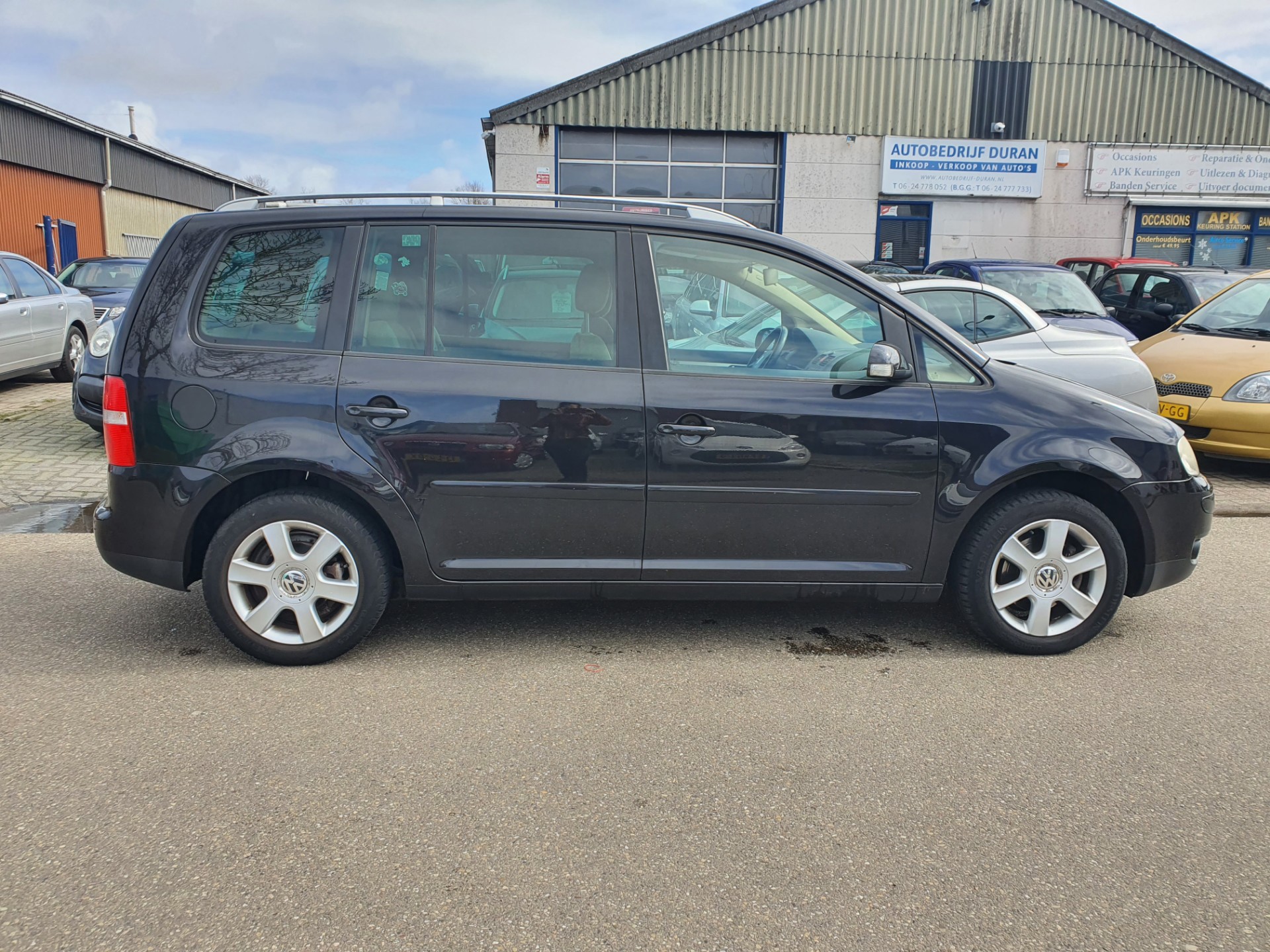 volkswagen-touran-image7.jpg
