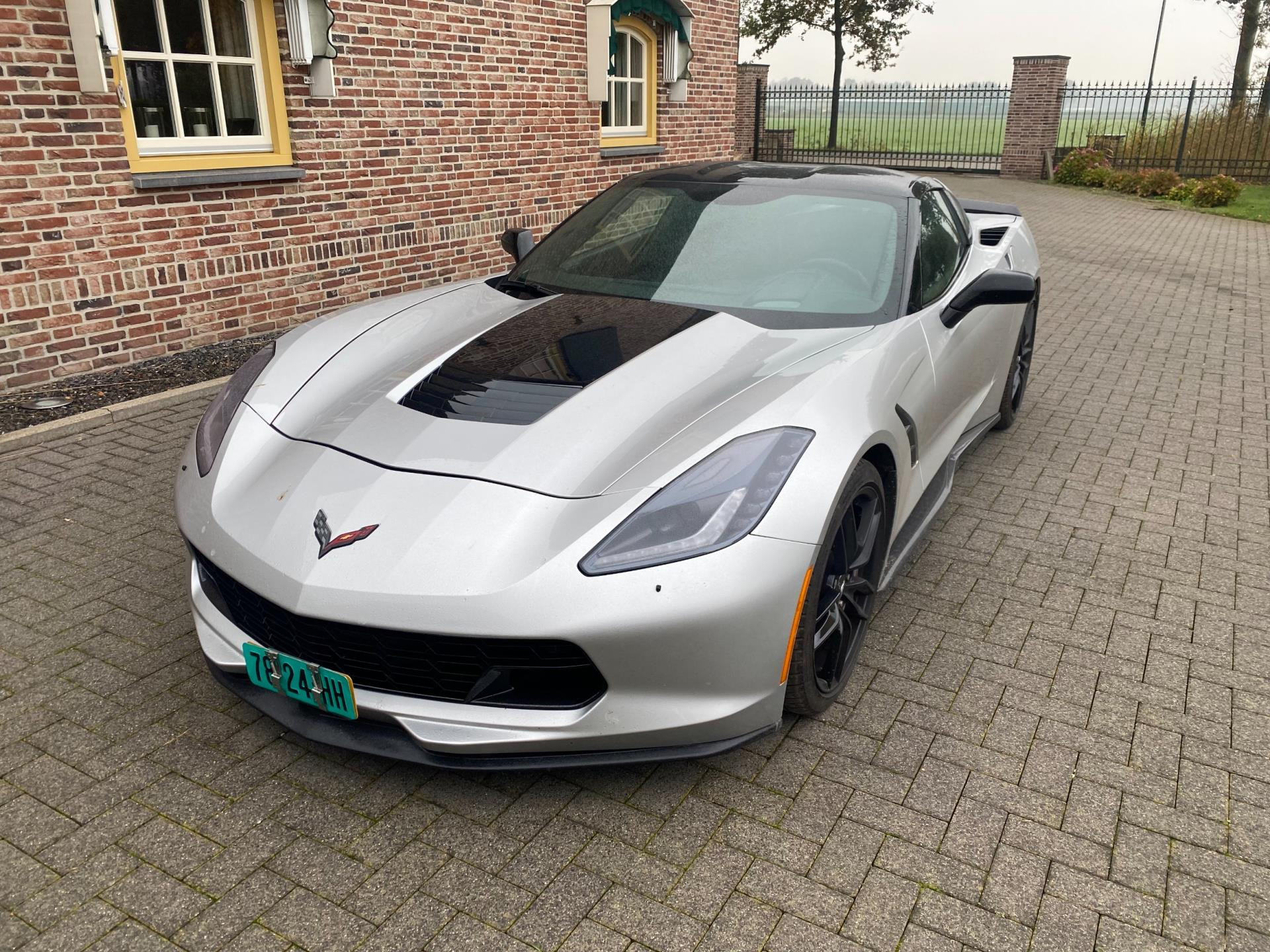 chevrolet-corvette-image10.jpg