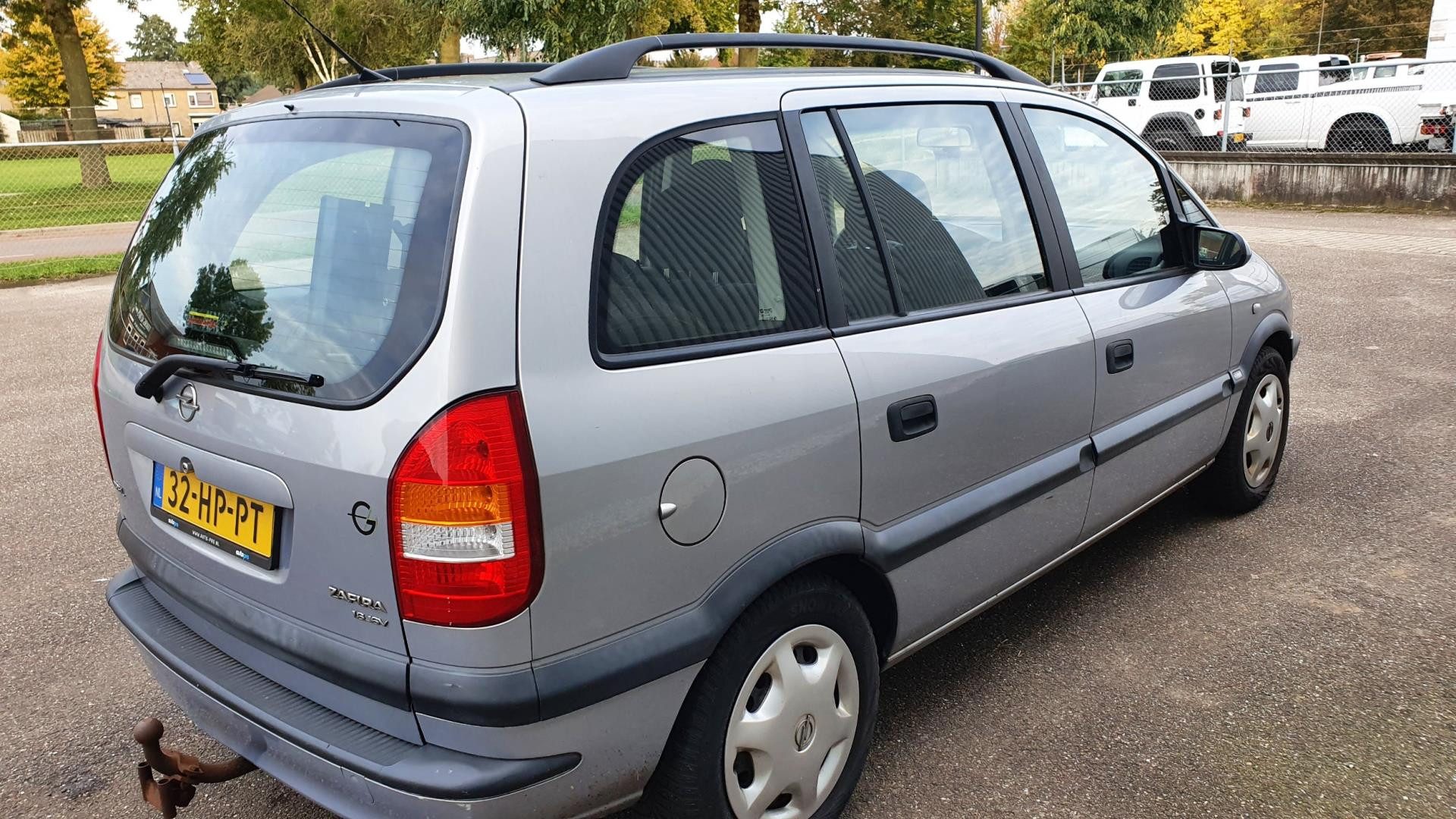 opel-zafira-image3.jpg