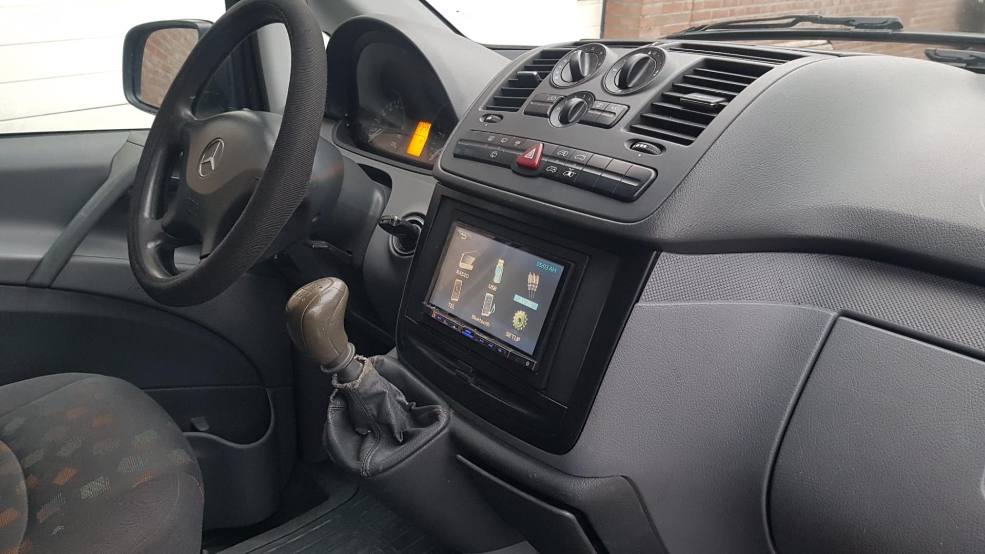 mercedes-benz-vito-image10.jpg