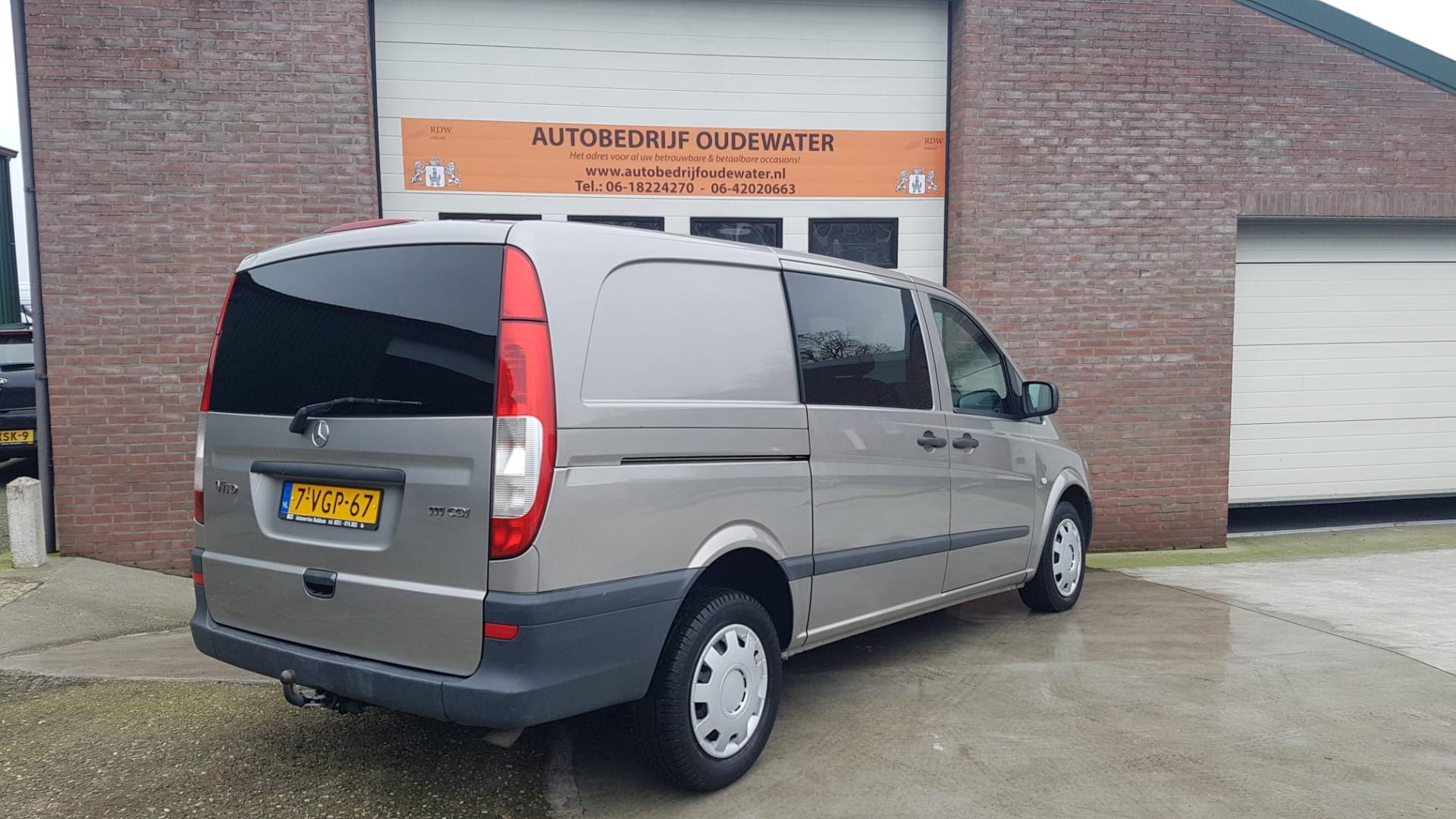 mercedes-benz-vito-image4.jpg