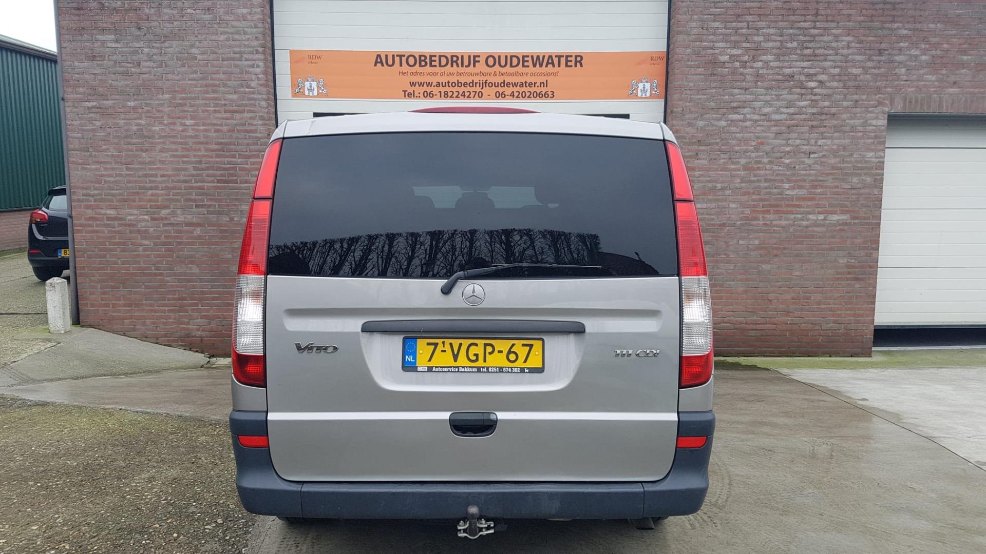mercedes-benz-vito-image6.jpg