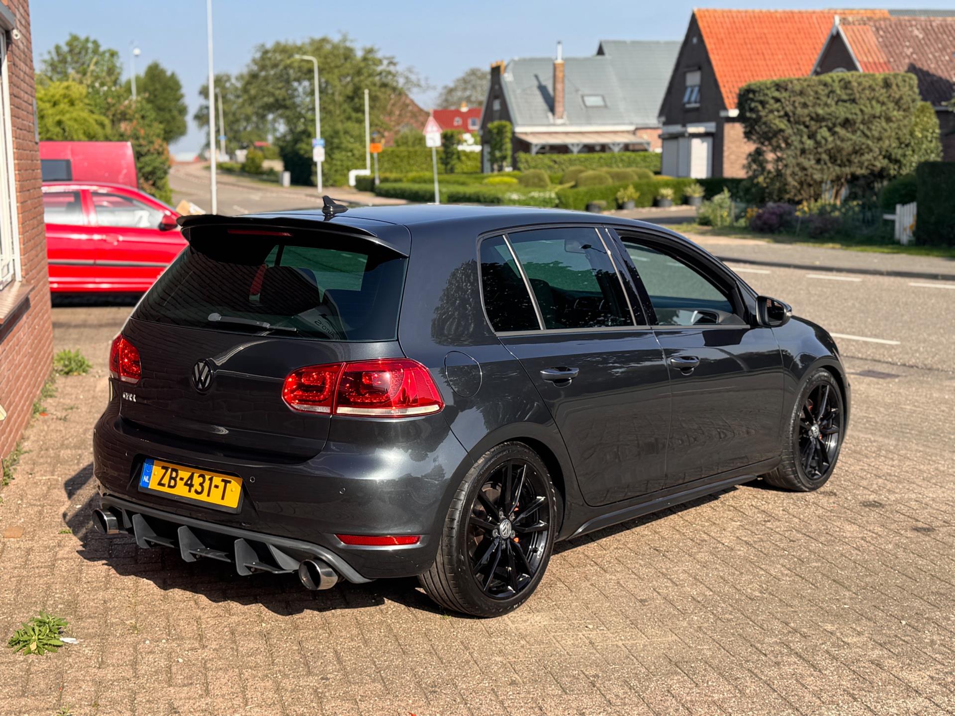volkswagen-golf-image3.jpg