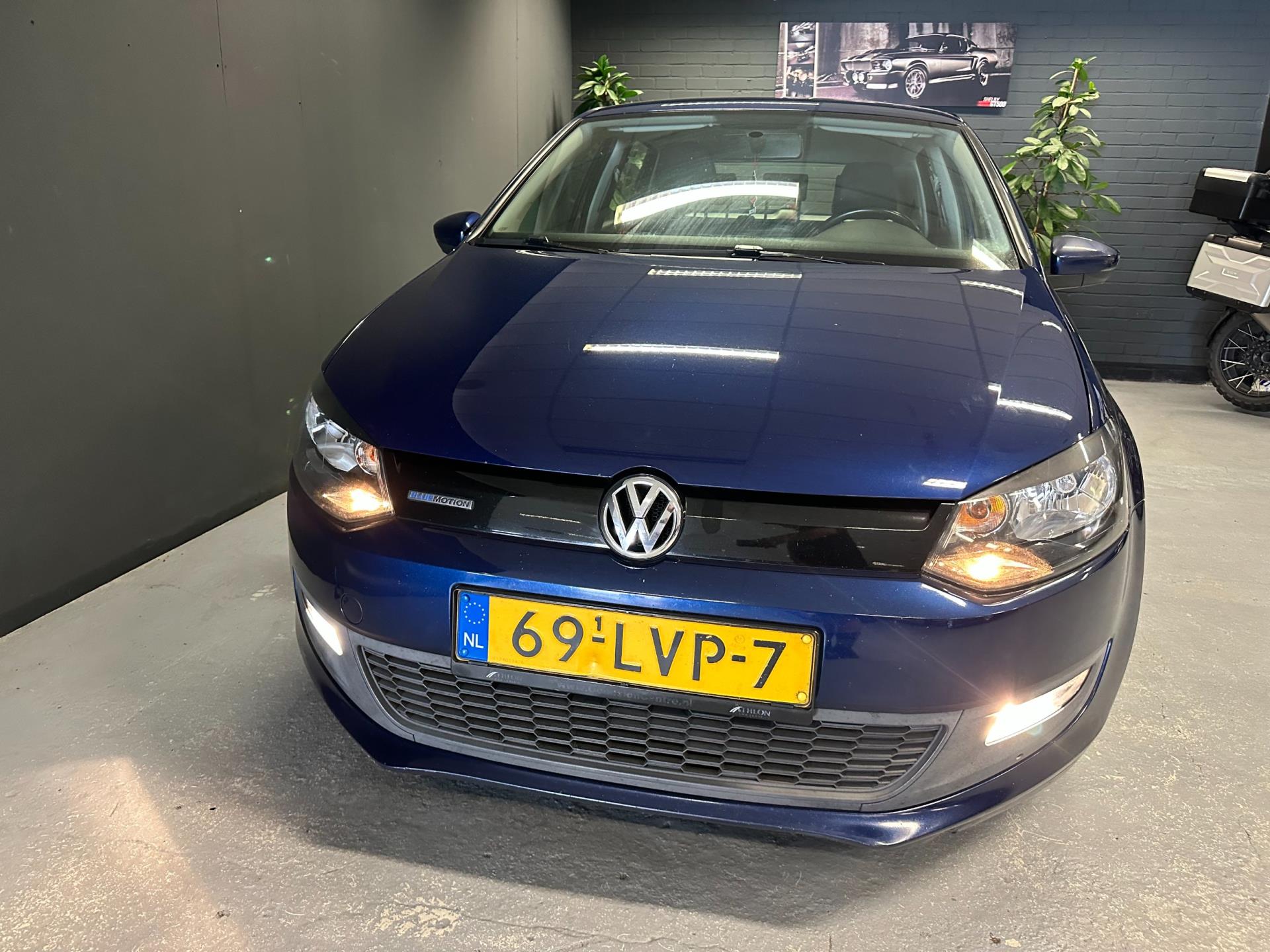 volkswagen-polo-image2.jpg