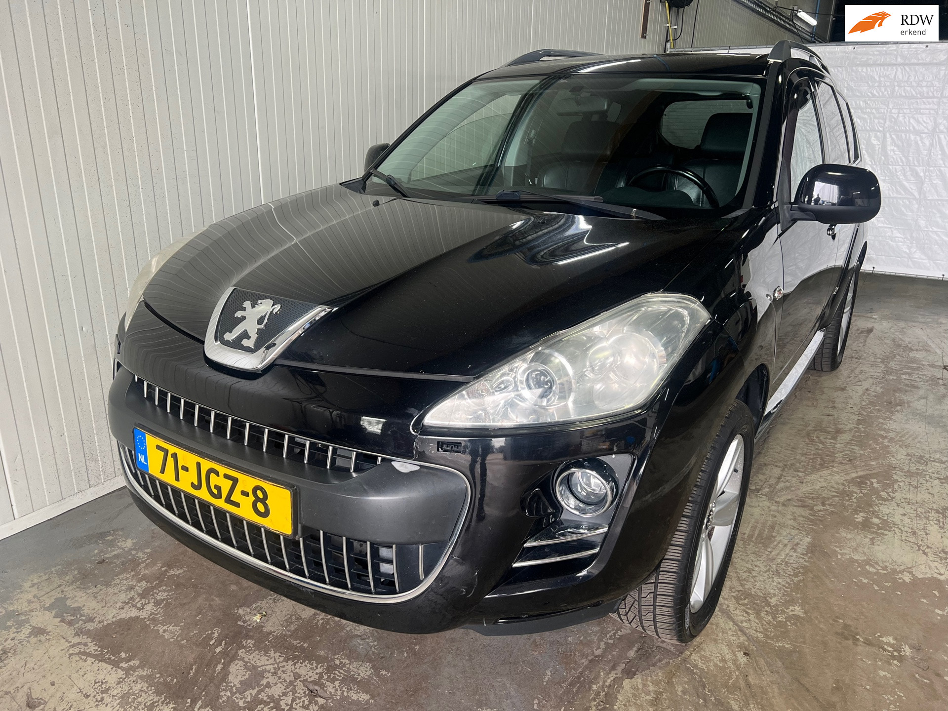 876558676/peugeot-4007-image1.jpg