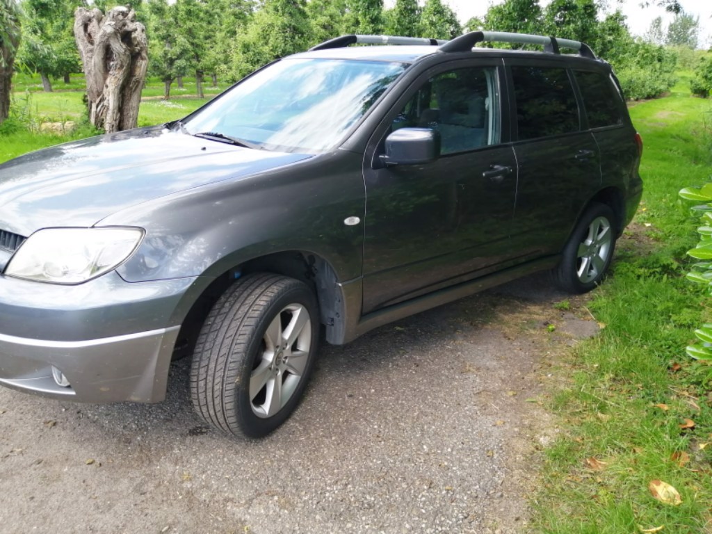mitsubishi-outlander-sport-image3.jpg
