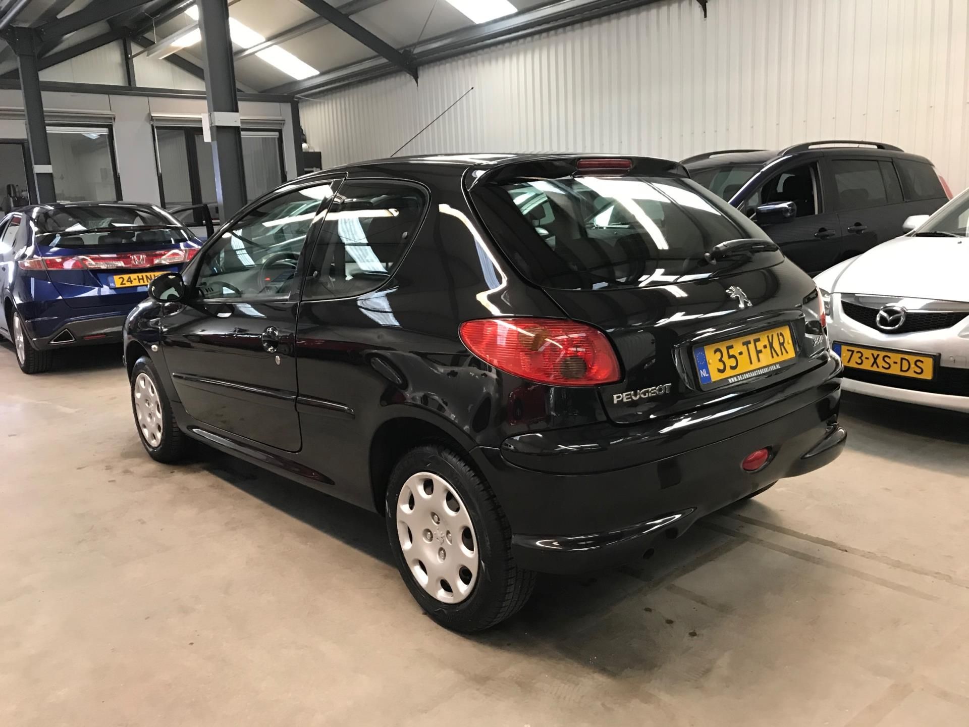 peugeot-206-image4.jpg