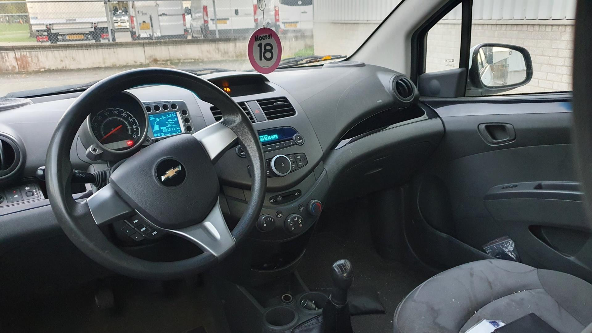 chevrolet-spark-image5.jpg