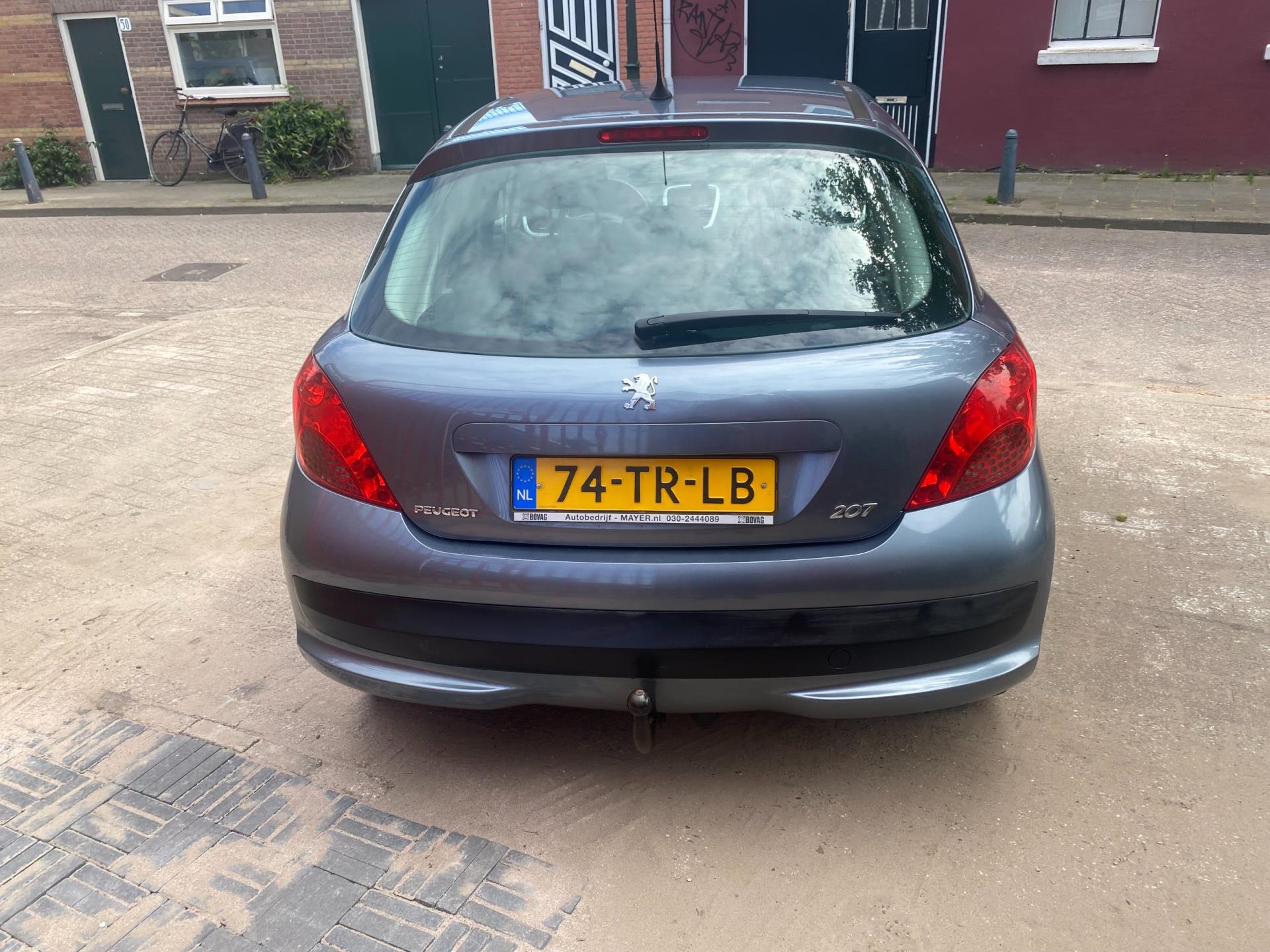 peugeot-207-image6.jpg