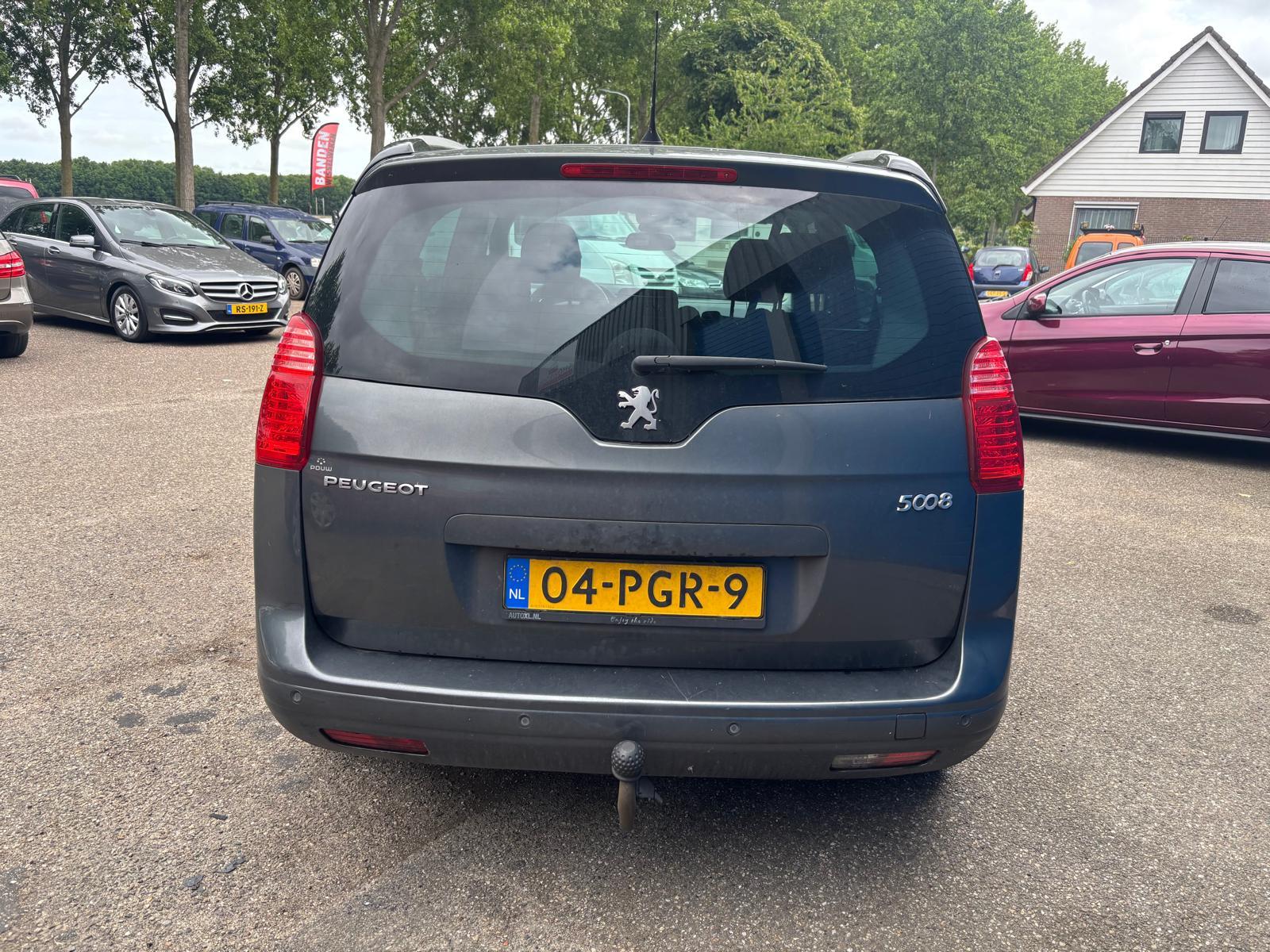 peugeot-5008-image5.jpg