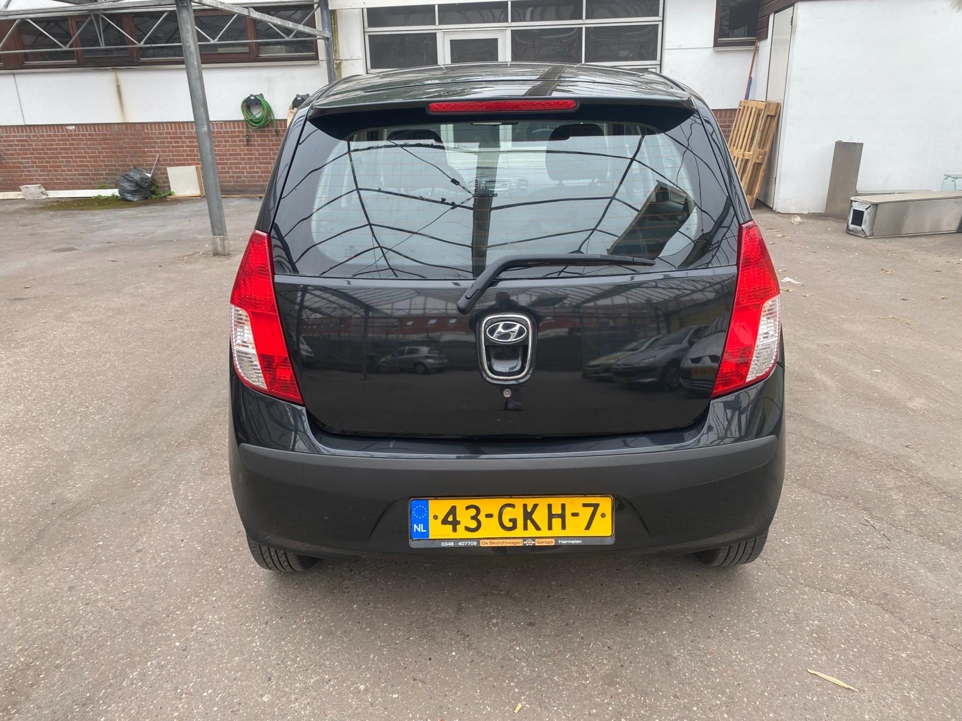 hyundai-i10-image6.jpg