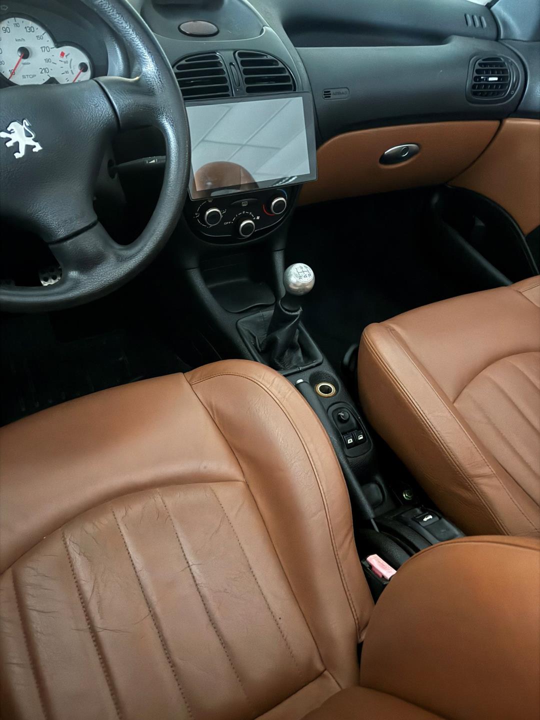 peugeot-206-image3.jpg