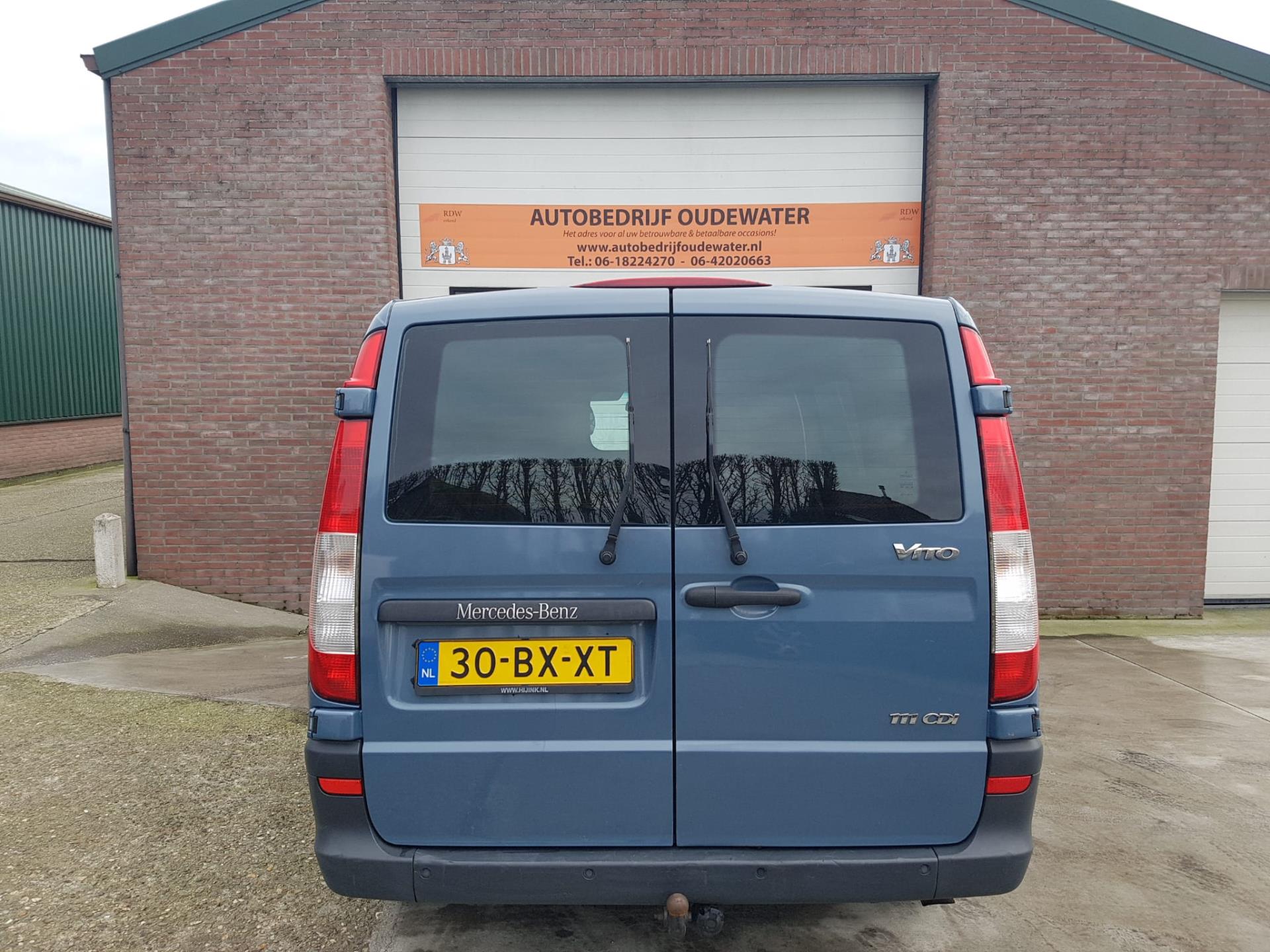 mercedes-benz-vito-image6.jpg