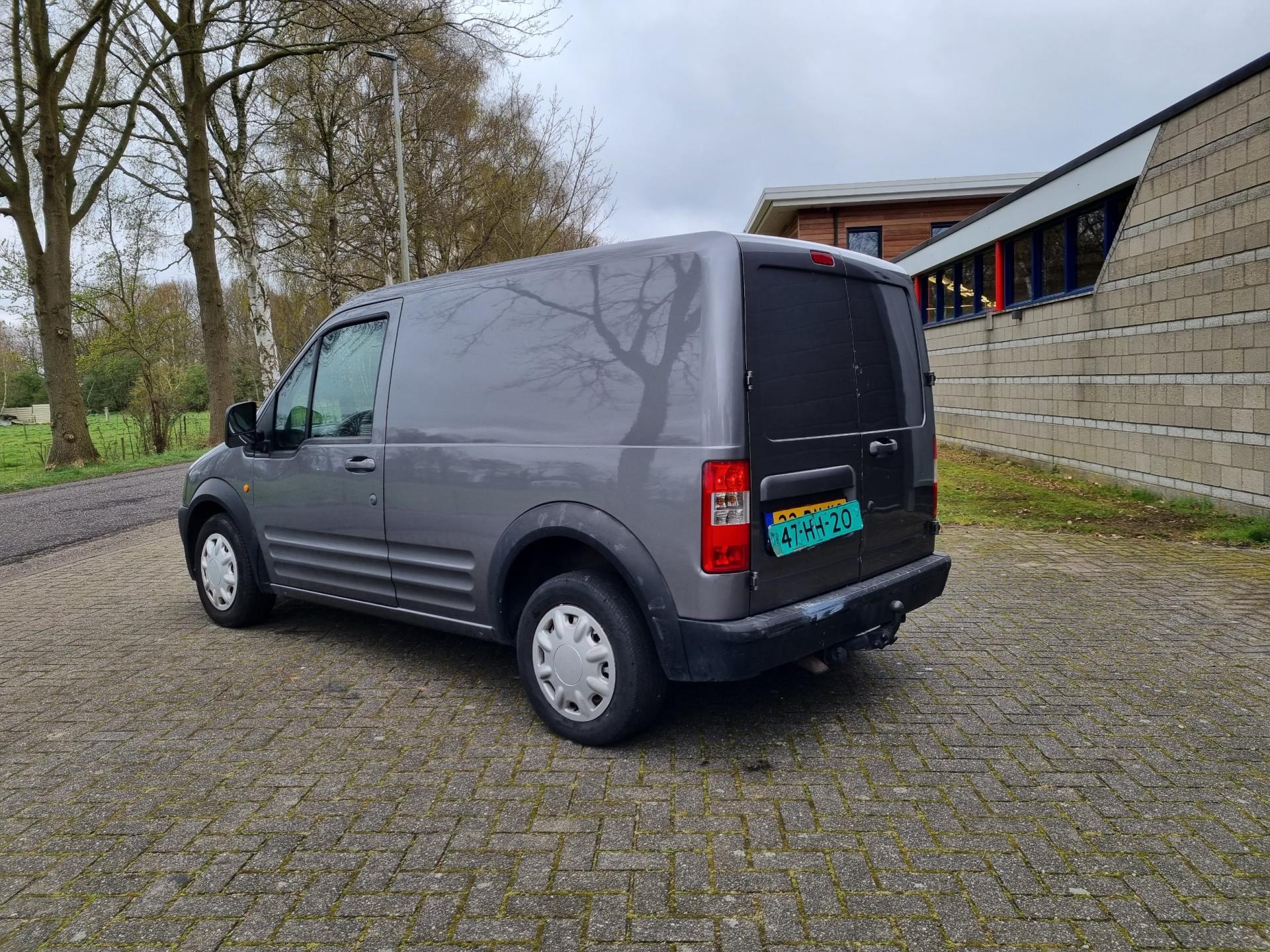 ford-transit-connect-image4.jpg