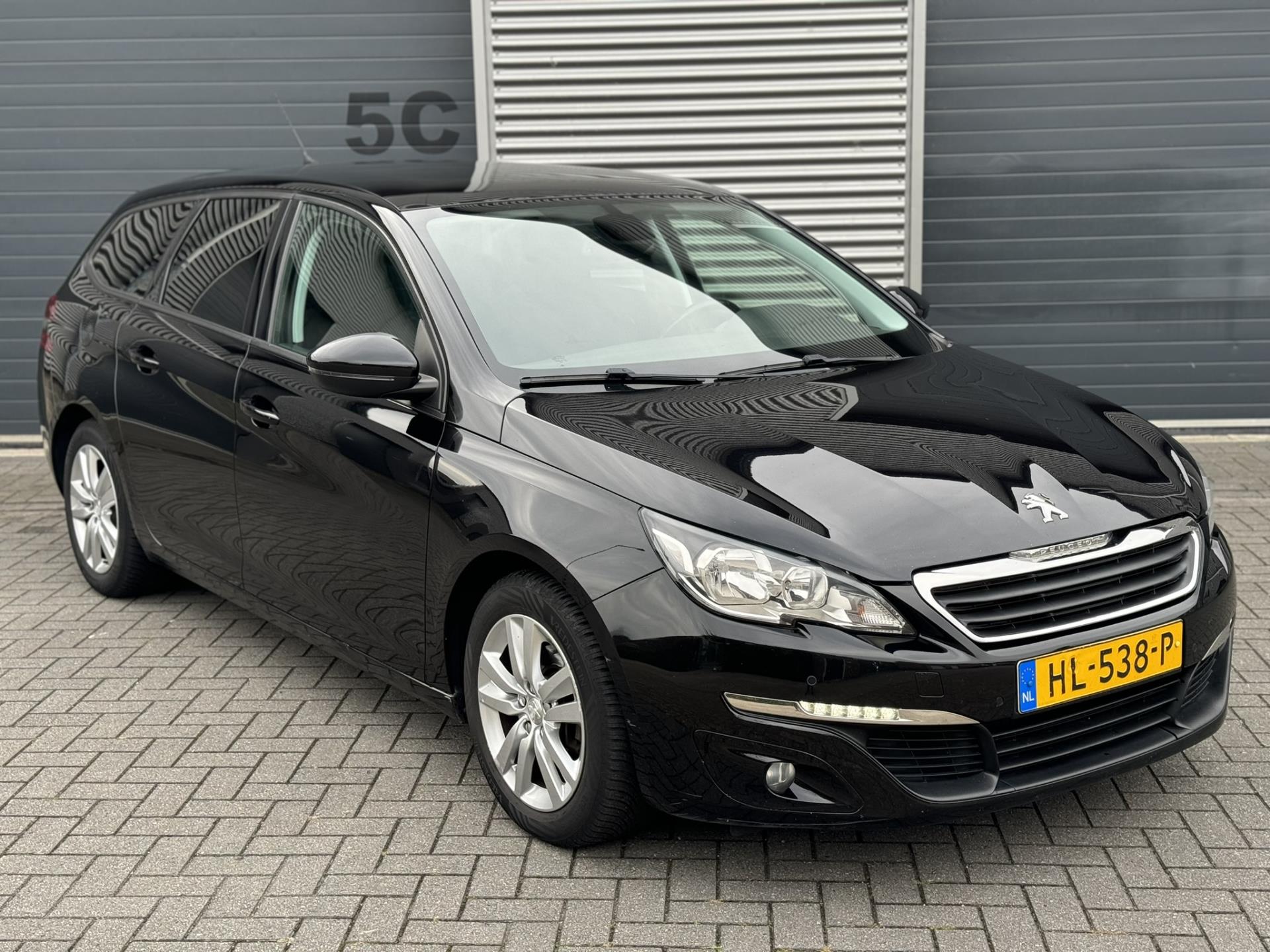 peugeot-308-image9.jpg