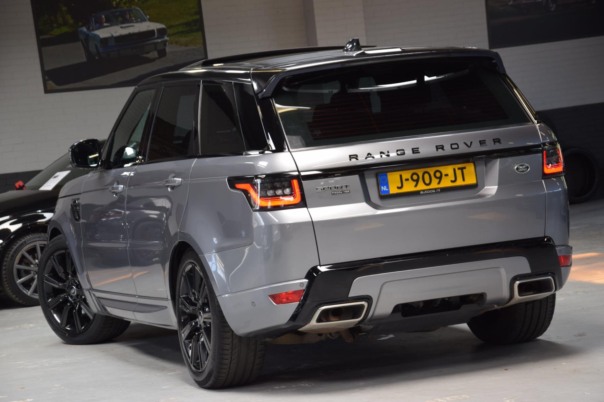 land-rover-range-rover-sport-image2.jpg