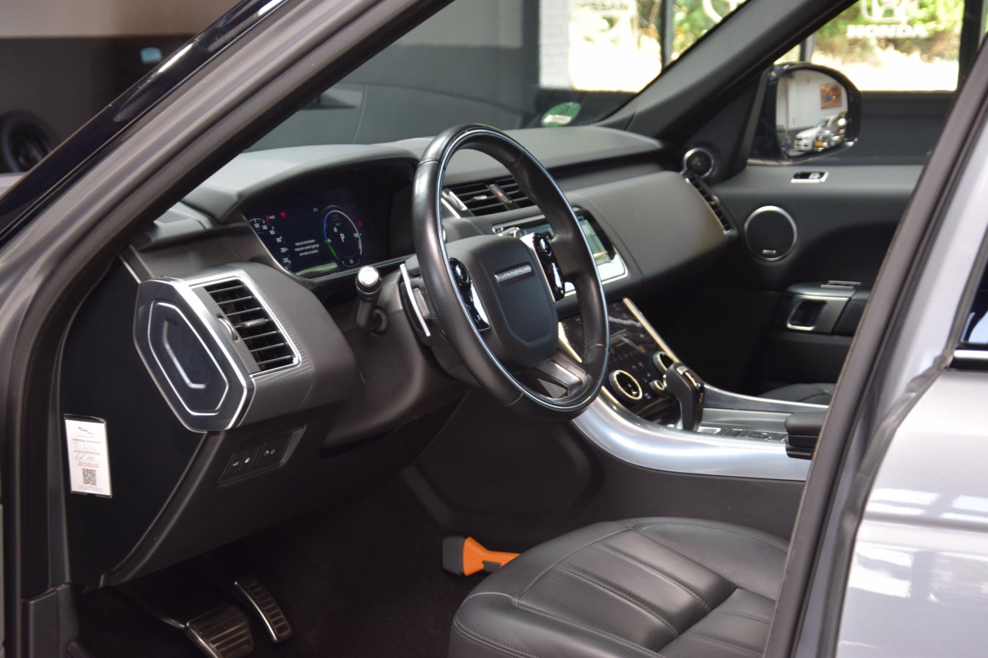 land-rover-range-rover-sport-image7.jpg