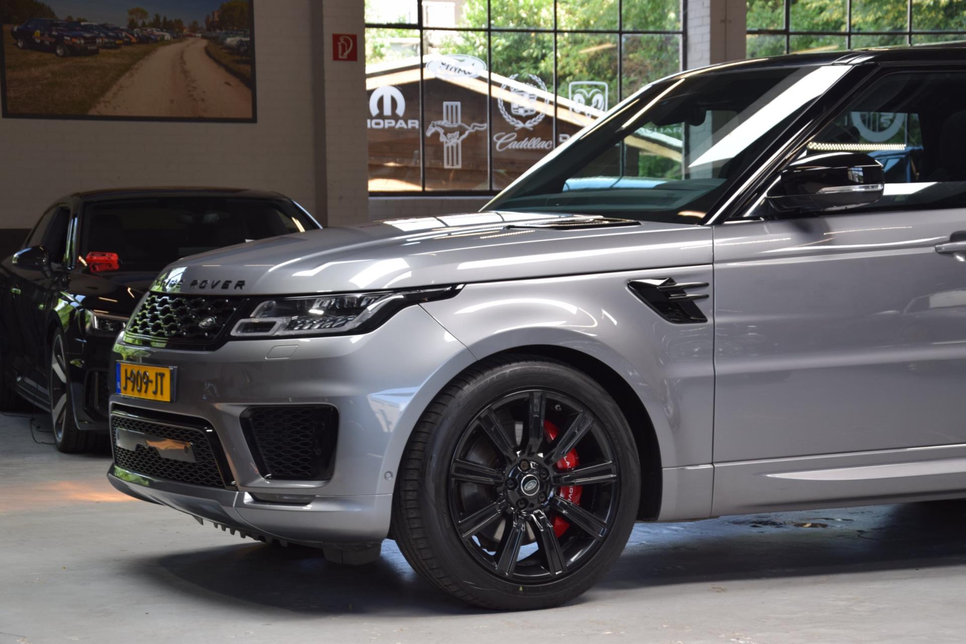 land-rover-range-rover-sport-image8.jpg