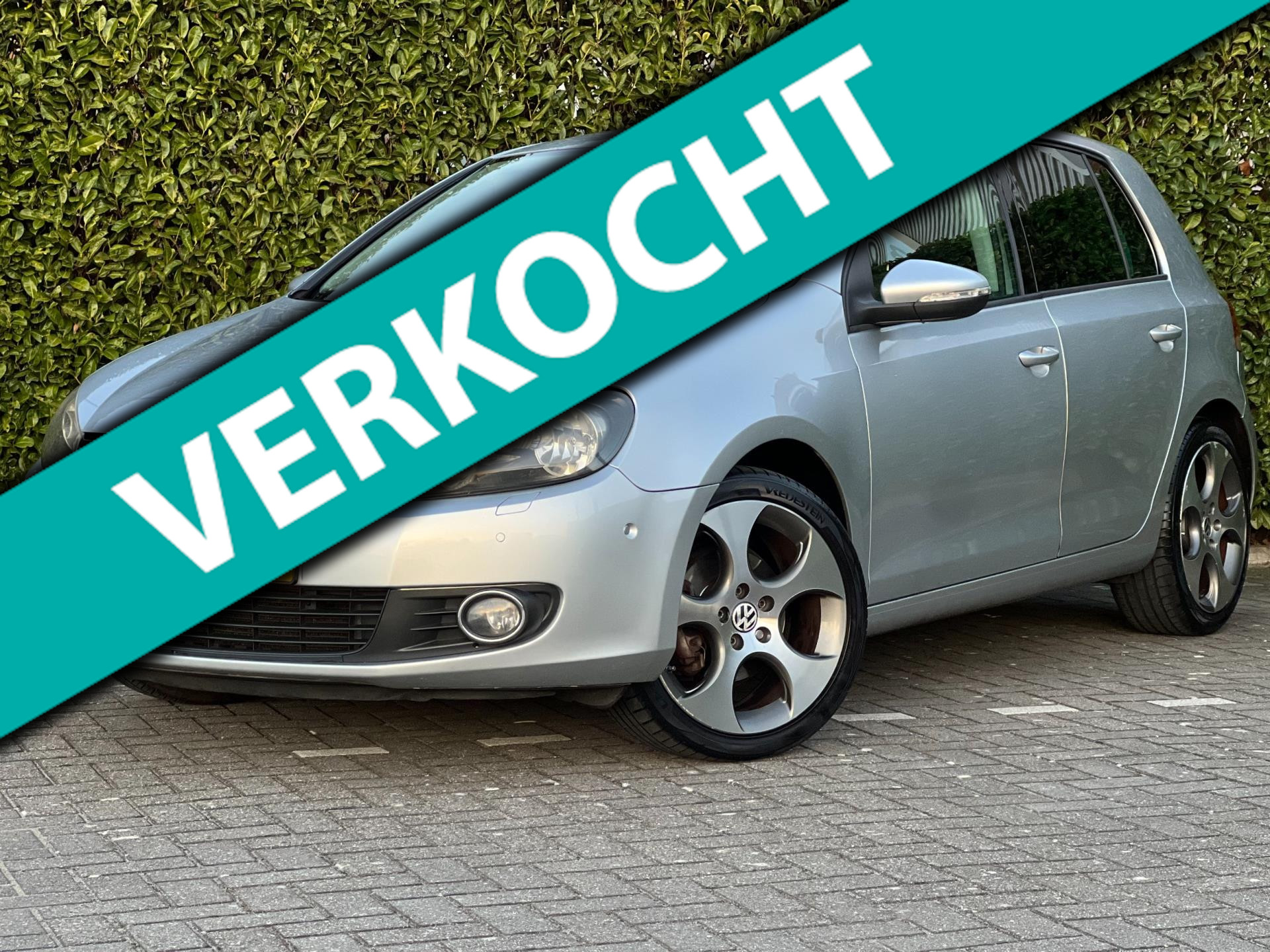 899427353/volkswagen-golf-image1.jpg