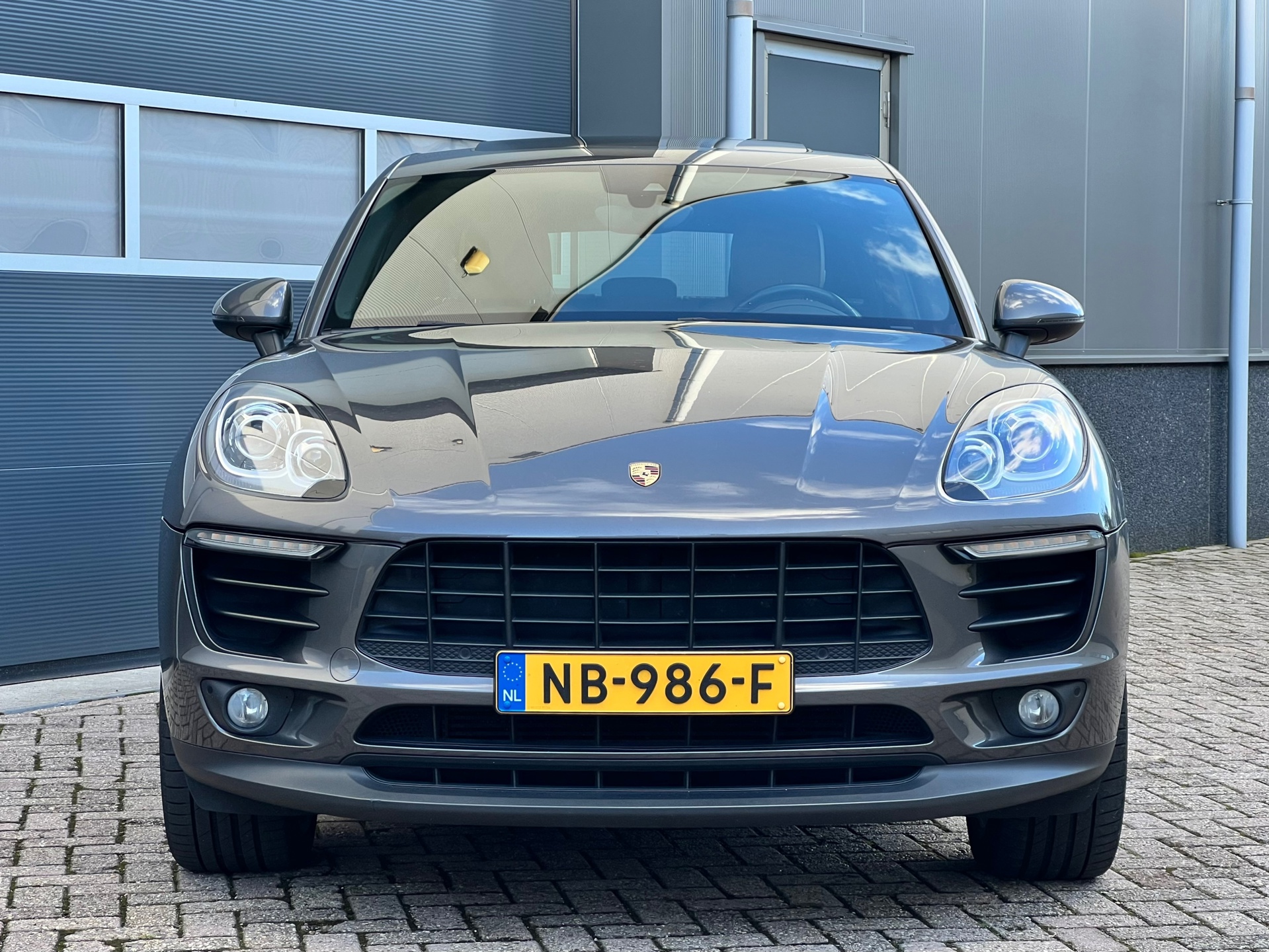 porsche-macan-image4.jpg