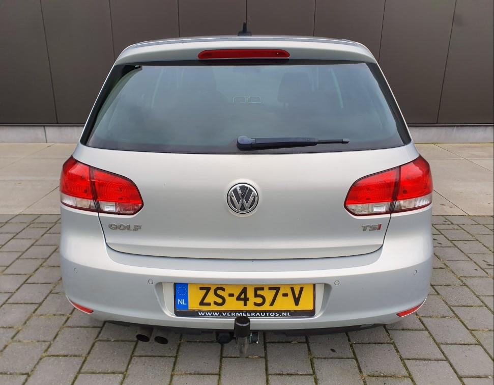 volkswagen-golf-image4.jpg