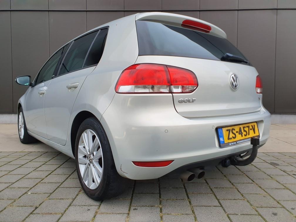 volkswagen-golf-image6.jpg