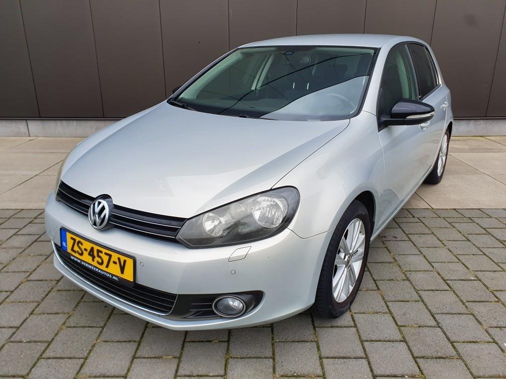volkswagen-golf-image8.jpg