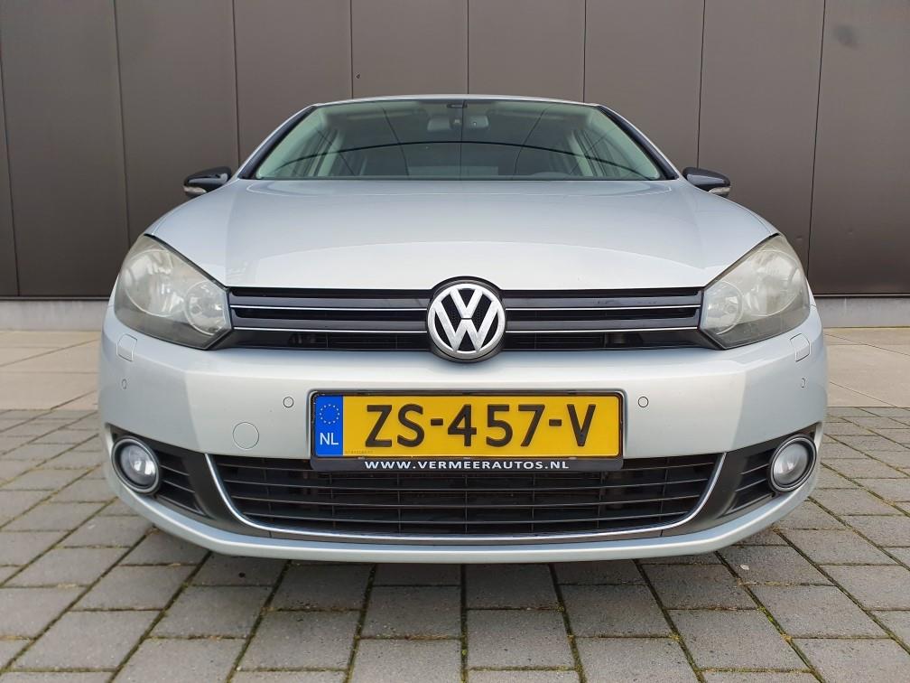 volkswagen-golf-image9.jpg