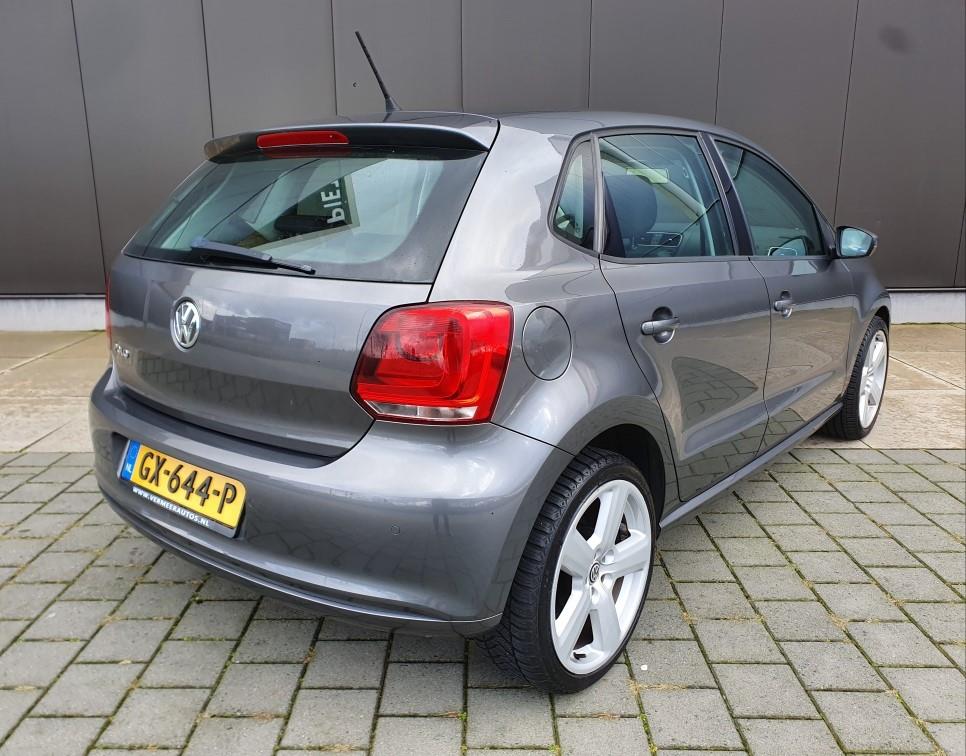 volkswagen-polo-image2.jpg