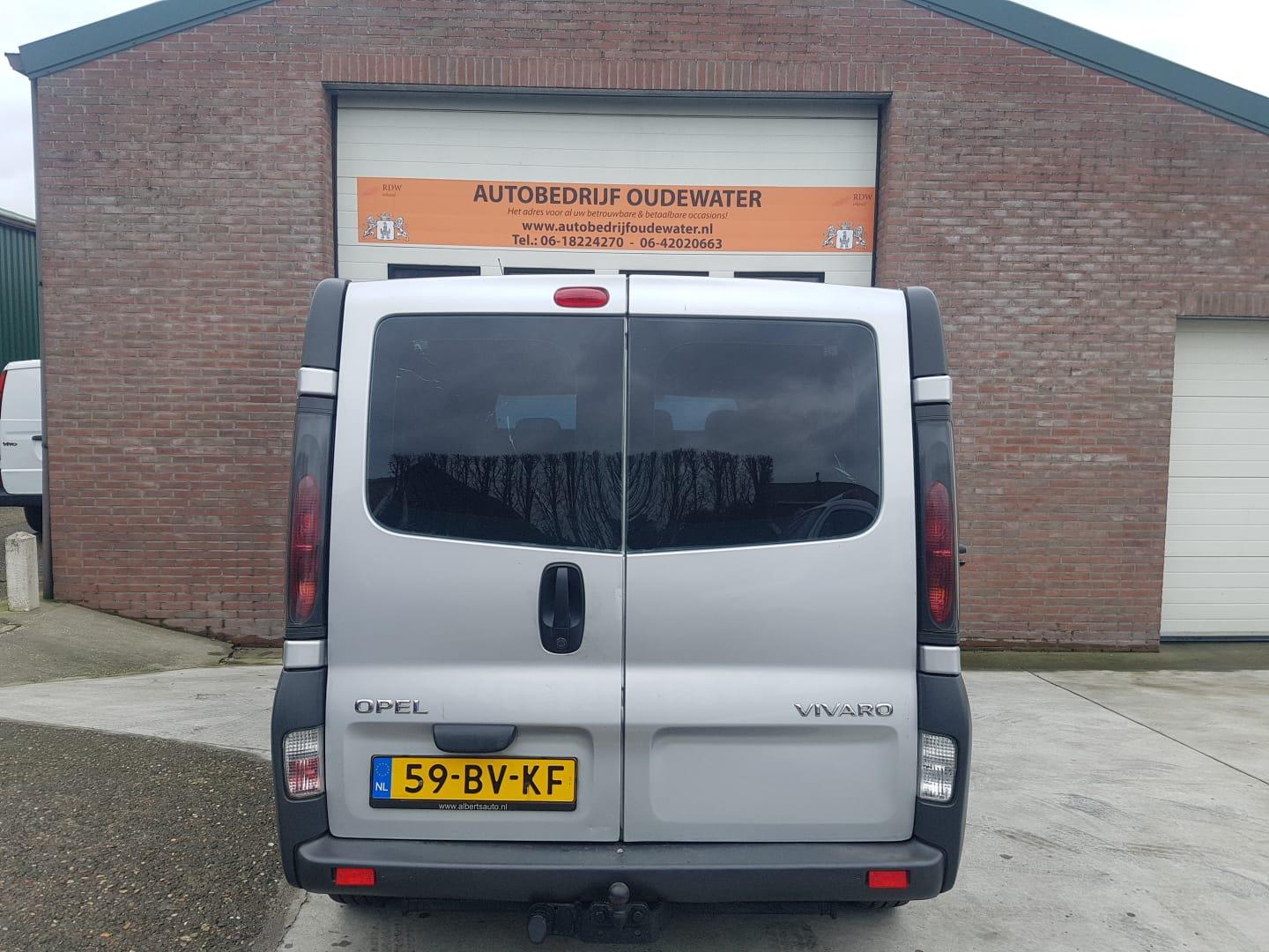 opel-vivaro-image6.jpg