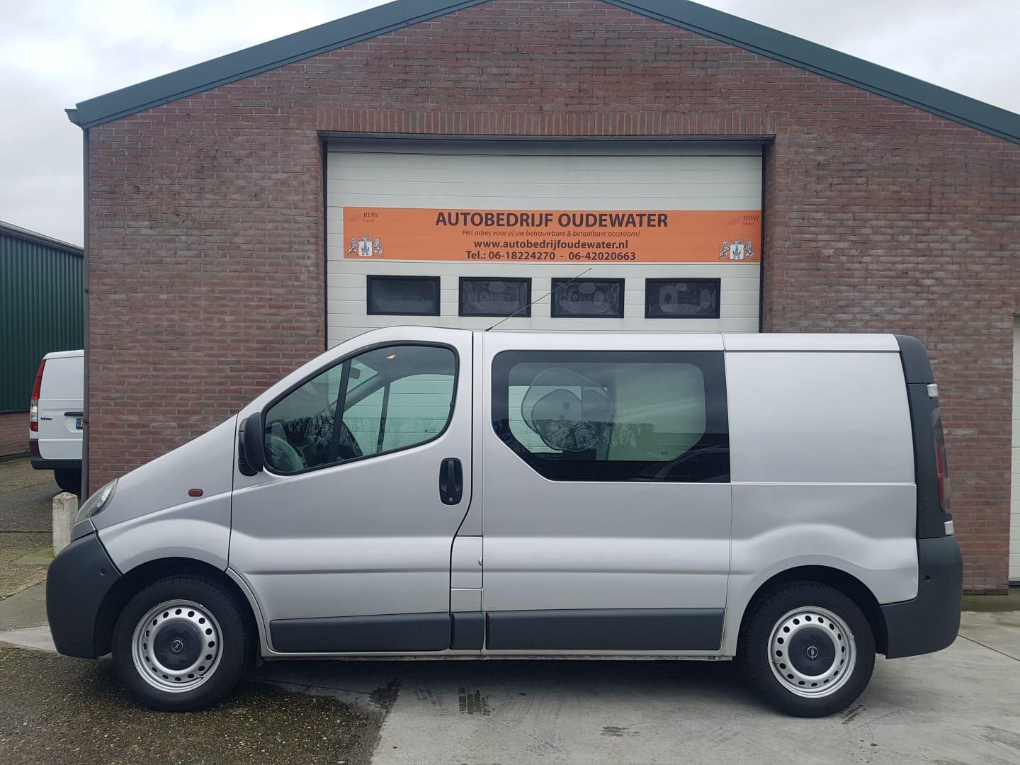 opel-vivaro-image7.jpg