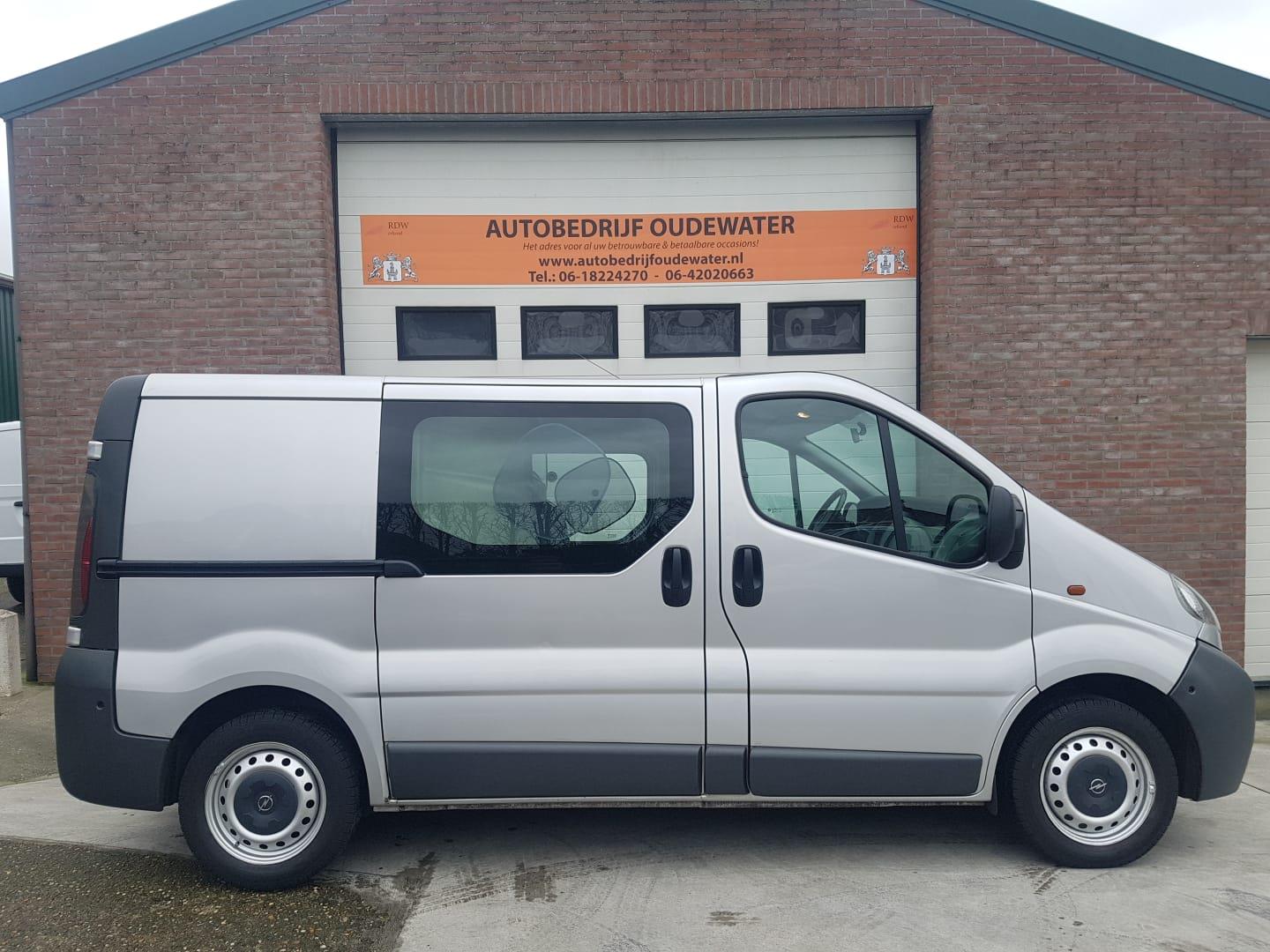 opel-vivaro-image8.jpg