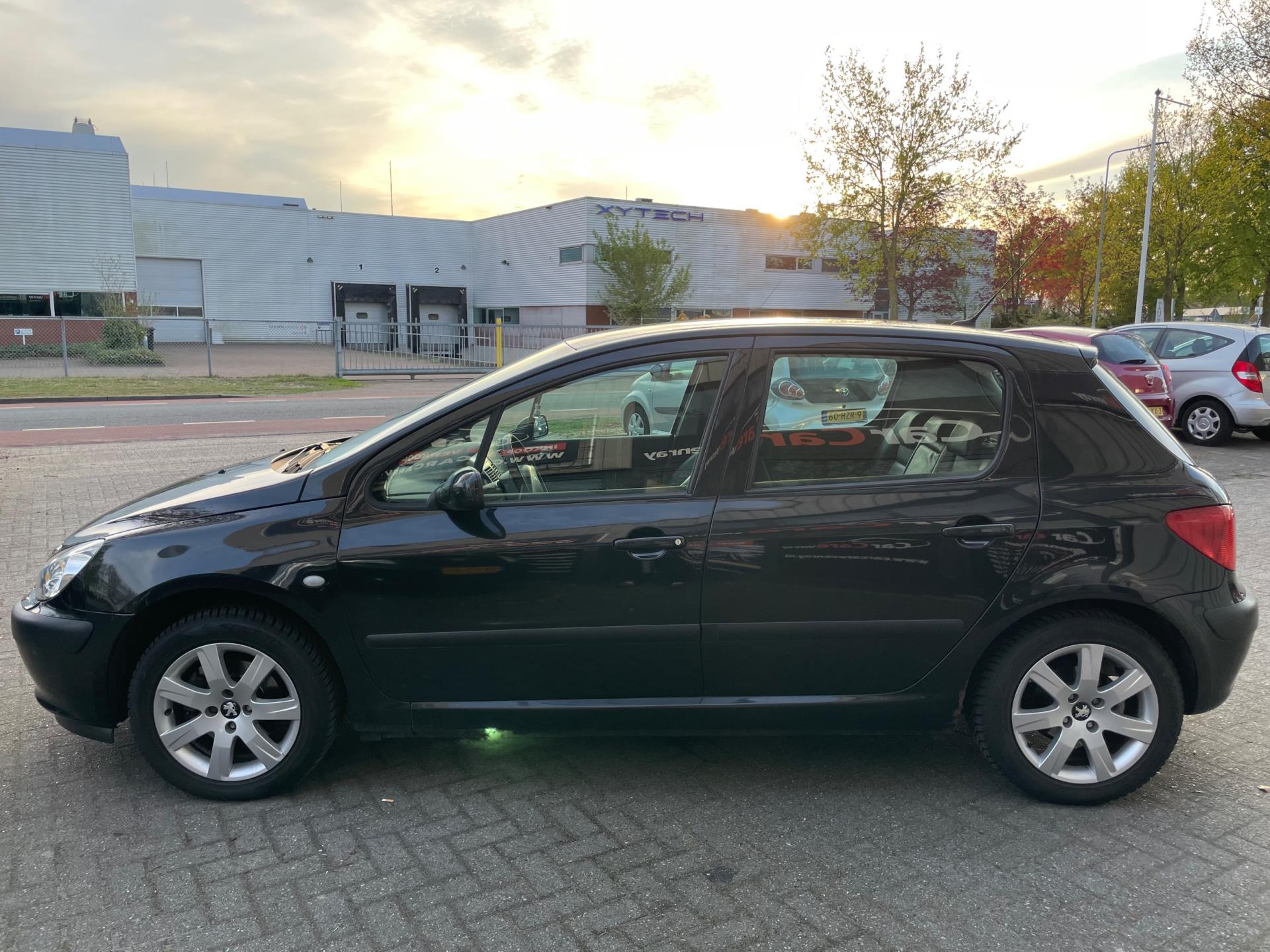 peugeot-307-image3.jpg
