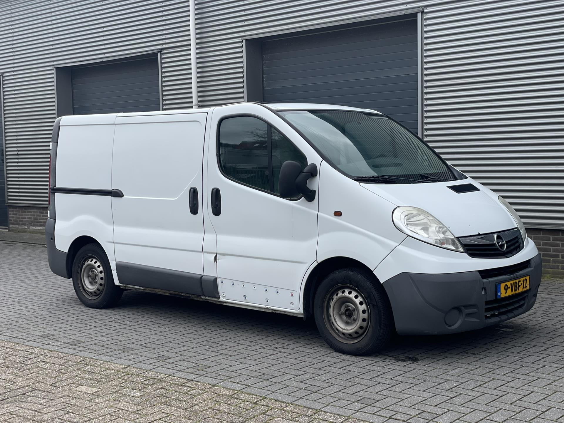 opel-vivaro-image4.jpg