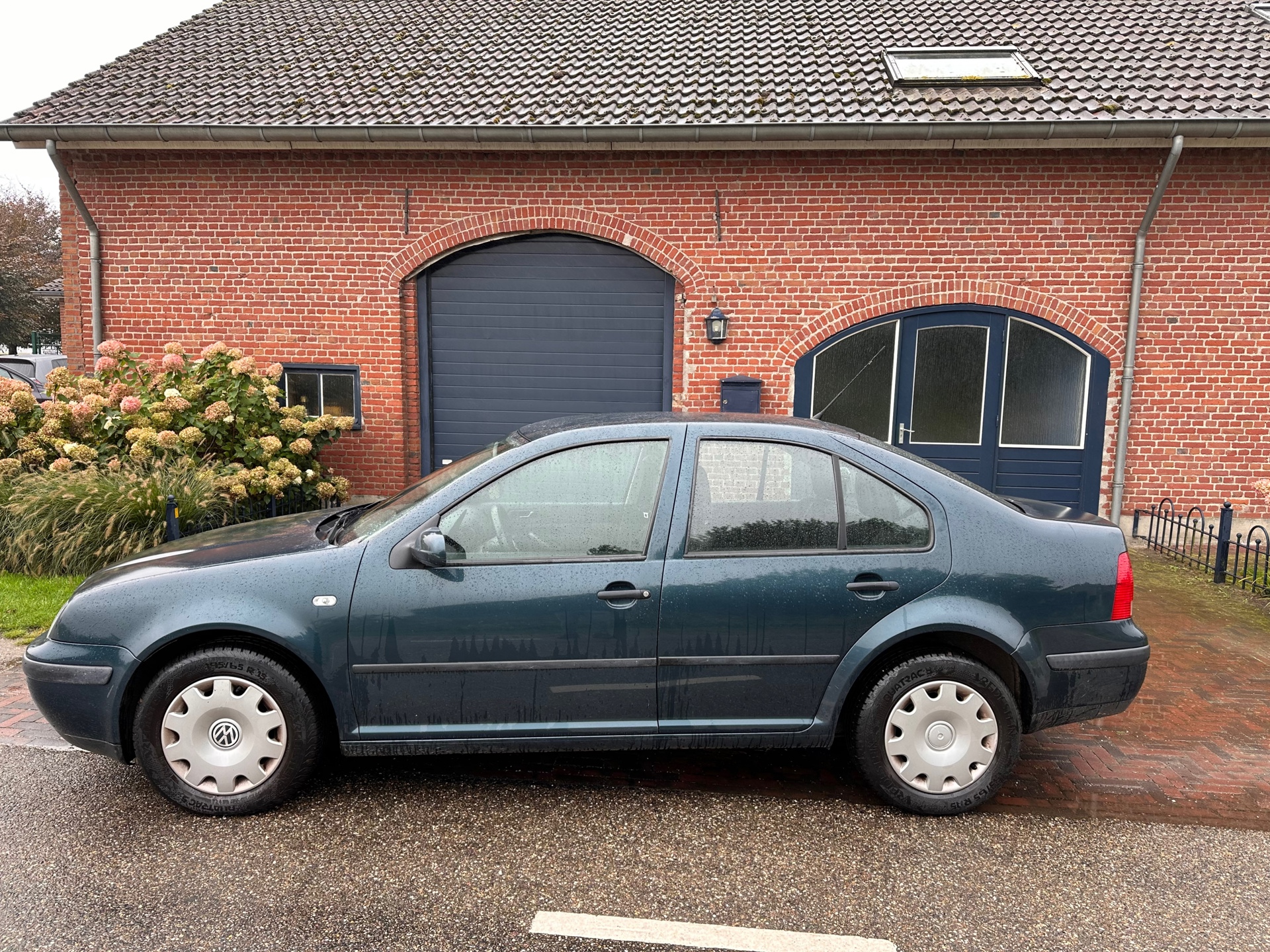 volkswagen-bora-image2.jpg