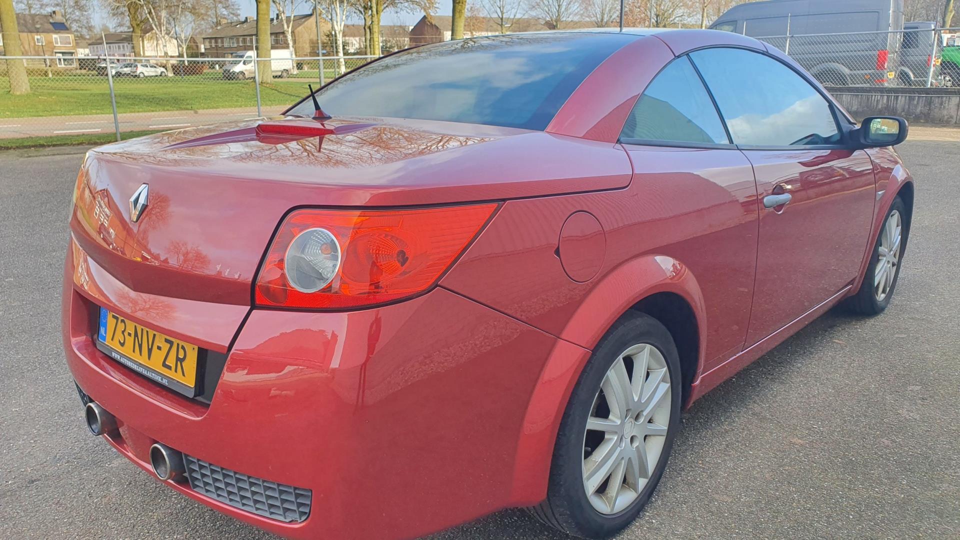 renault-megane-image4.jpg