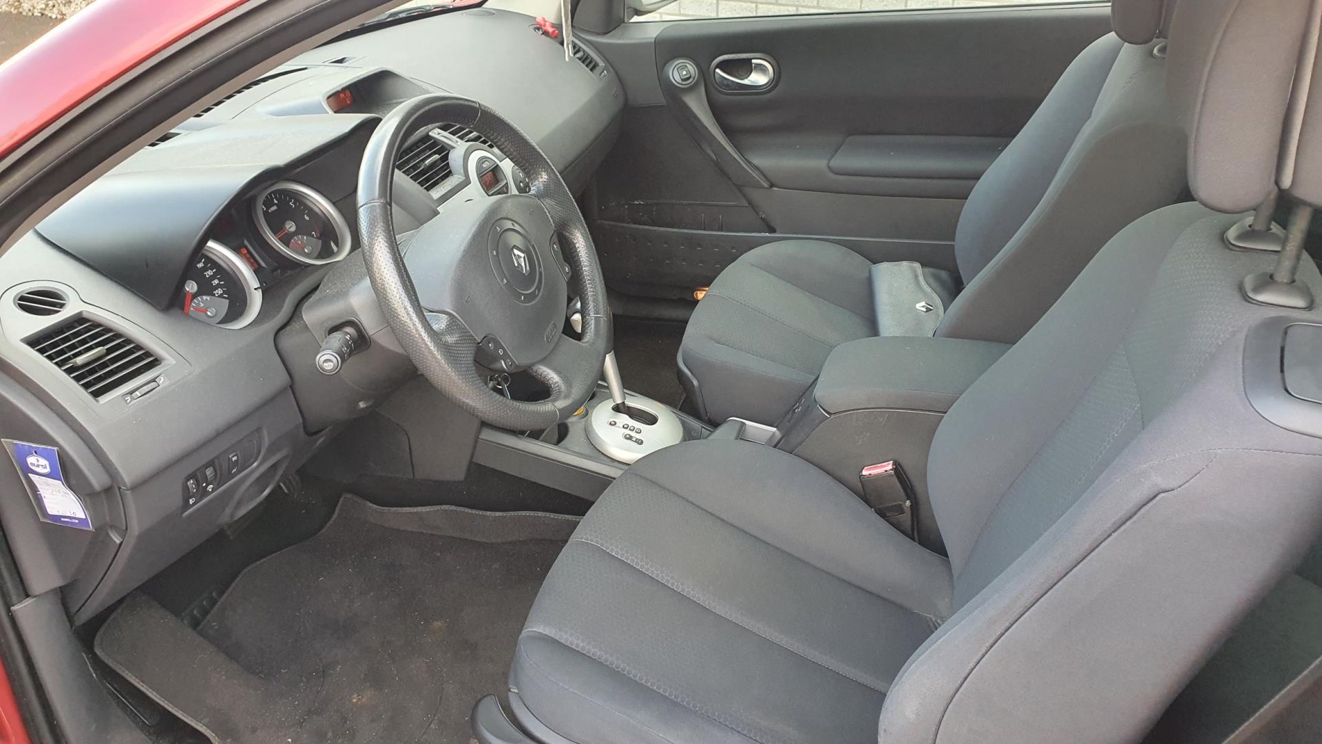 renault-megane-image6.jpg